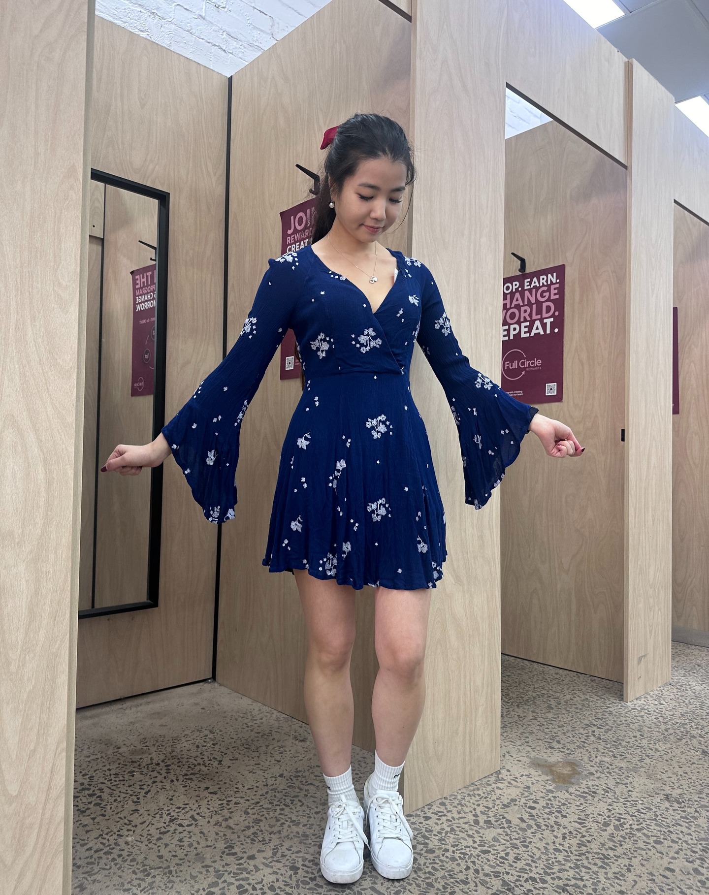 styling session yesterday picking out 3 different outfits #personalstyling #sustablefashion #opshopping #melbournefashion