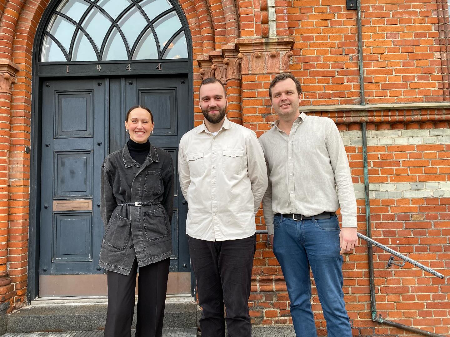 Sammen med CoFix havde vi i dag inviteret @bbbrandenborg på besøg i Tinghuset.
Bjørn fik mulighed for at snakke med et par af vores medlemmer, og høre om deres virksomheder og om hvordan de har strikket deres eget arbejdsliv sammen.
Tak for en super interessant dialog omkring bæredygtige arbejdsliv, og fremtidens arbejdsmarked. På trods af lidt forskellige indgangsvinkler, er det skønt at vide at vi alle samles om et fælles ønske om at løfte sydfyn, skabe nye arbejdspladser både nu og i fremtiden.
