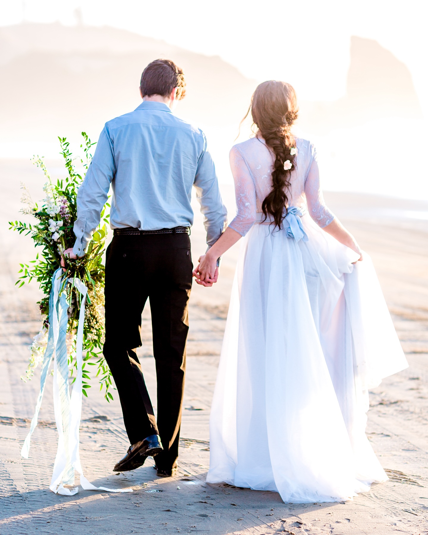 Dreaming of the wonder and magnetic pull of the ocean today. Coastal elopements are magical and deeply blissful and intimate.
.
.
.
Concept & Planning: @corinasilvaphotography & @viktoriyabogdanovaphotography
Florals: @topaflora
Photography: @corinasilvaphotography
Coordination & styling: @alittlelace.alittlegrace
Arbor: @arborology_
Dress: @anna_skoblikova
Macaroons: @tatiana._balan
MUAH: @viostanabeauty
Rentals: @petercorvallisproductions
Cake: @sugarhousecake
Invitation suite: @lettersanddust