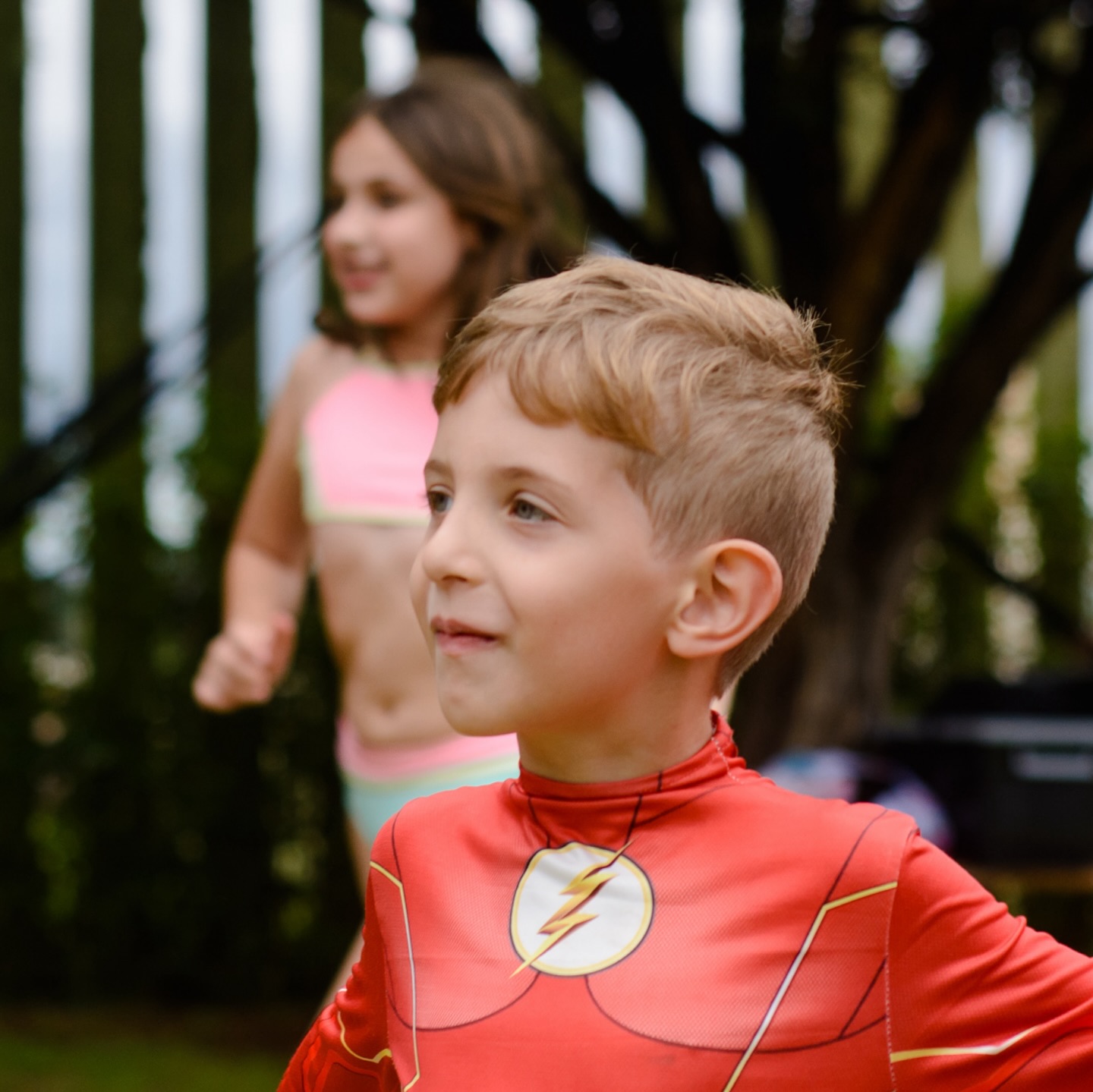 Um dos dias mais felizes da vida do Davi, os 5 anos mais especial da vida ♥️
Teve presença VIP do Flash, presente especial, balão de balas, algodão doce, escorrega na lona e muito mais! 🙃
Sabe aquela festa preparada com muito carinho pela família, foi especial! 🥰