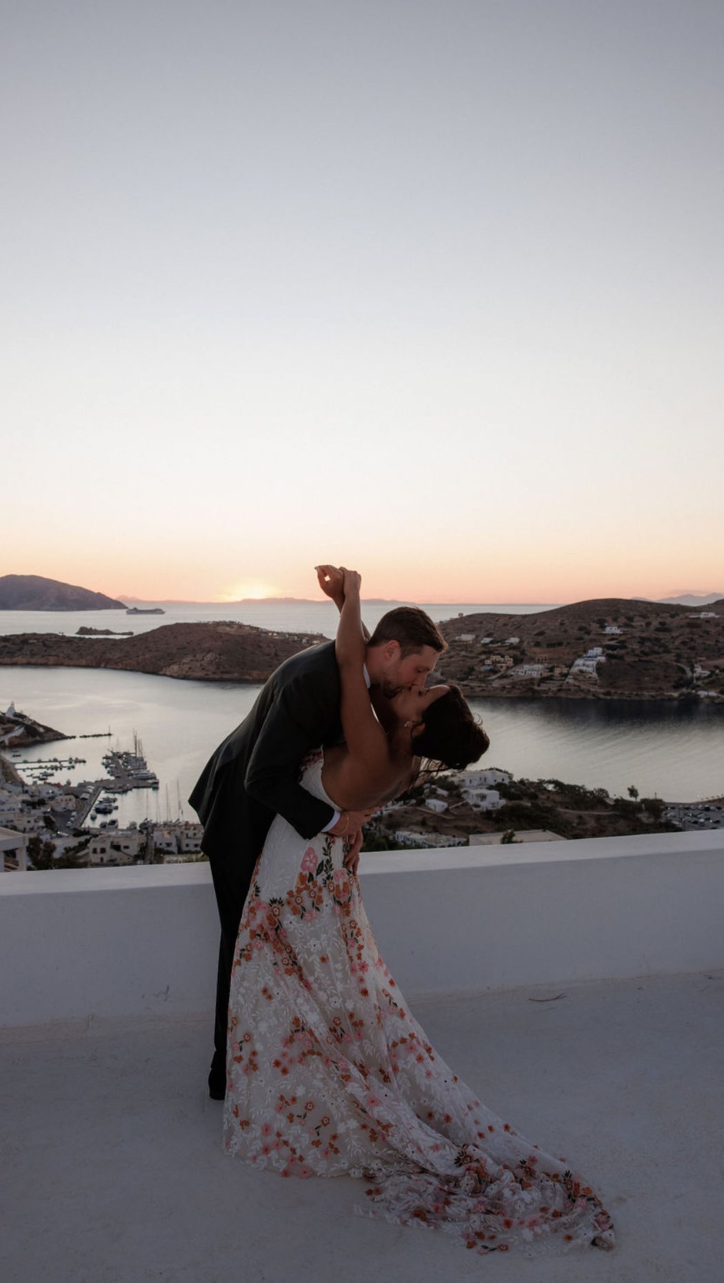 Between Sky & Earth 🤎
Strong emotions 🔥
That live for ever … ♾️
#iosclub
Feeling so lucky and grateful to have hosted this incredible couple “Aluna & Michael” from the United States, on the most special day of their lives!
What an honor to be part of their love story 🤍
Venue: @iosclub
Wedding planner: @fsforevents
Photography: @whiteonblackstudio
Flowers: @flowery_santorini
Transportation: @my_ios_transfer
Hair: @marluhairbar
Makeup: @m.u.akiki
DJ: @djtimomusic
Photobooth: @boothstories
Hotels: @hideoutsuites & @levanteshotel
Beach Day: @bamboo_beachretreat
Dresses: @guipurean @ruedeseinebridal @thedresstheoryseattle @brides_for_a_cause
#weddingingreece #greekwedding #greekislandwedding #weddingingreece #cycladeswedding #iosisland #iosgreece #greekweddings #destinationweddinggreece #santoriniwedding #mykonoswedding #ioswedding #destinationwedding #theweddingbliss #iosclubweddings