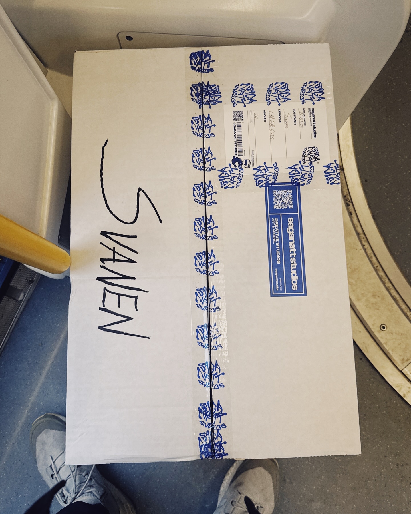 NEW ©USTOMER - ©REATIVE ©OLLECTIONS
@svanen.oslo @sindrush @louisgraphics.design @saganattstudios
#merch #oslomerch #tshirt #tshirtprinting #design #clothing