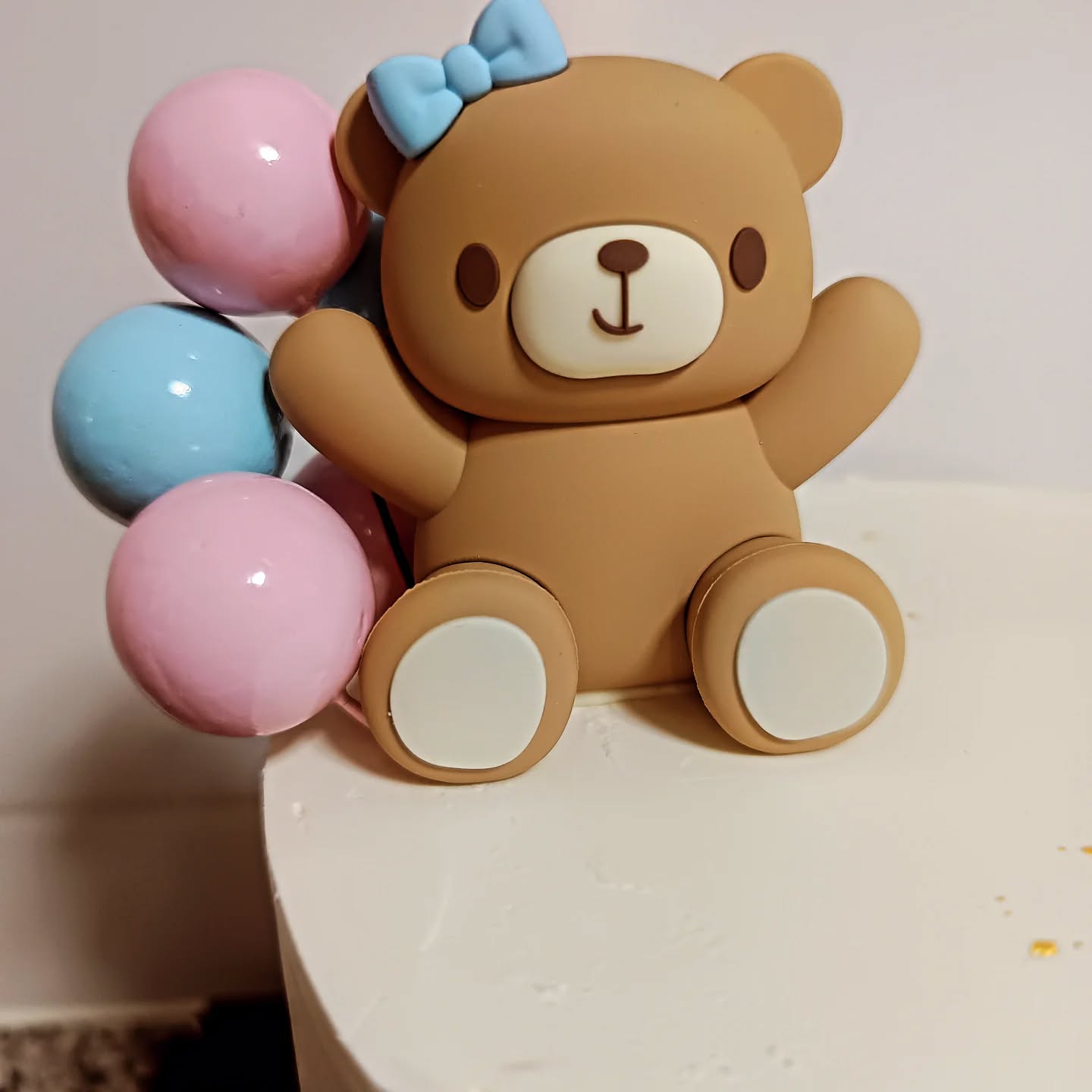 Fille ou garçon ?
A vos pronostiques et que les plus forts gagnent.
#layercake #cake #genderreveal #instantfamily #babygirl #babyboy #baby #momentgourmand #patisseriemannevillette #montivilliers #Mannevillette #lesgateauxdenoe