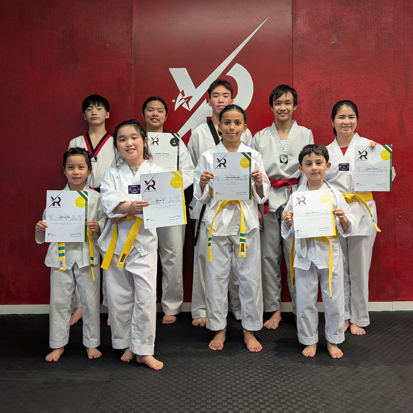Congratulations to the students who took part in the January promotion test and earned their new belts and stripes! Special congratulations to our newest blackbelt Alanah Depanzo!
.
.
.
#vectortrainingcentre #uniforms #martialarts #taekwondo #bctaekwondofederation #tkdcanada #athlete #fitness #vancouver #classes #colourbelt #blackbelt #kick #poomsae #kyorugi #self-defense #promotiontest #belttest