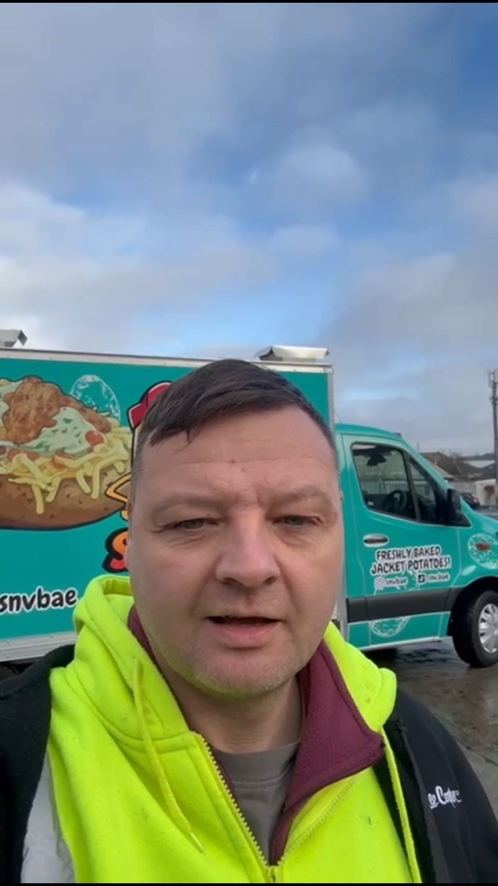 Take your food truck business to the next level with standout branding by A2Z SIGNAGE 🚚🍔 We specialize in creating unique, eye-catching designs that will make your food truck impossible to miss. From custom logos to vibrant wraps, we've got the expertise to help you turn heads across the UK. Let's bring your brand to life! 🌟 #FoodTruckBranding
The secret is on the details 🧐👌🏻
WE ARE FOOD TRUCK GRAPHIC EXPERTS 😎🥊
# #printing #marketing #branding #love #friends #trending #viral #video #reels #reelsinstagram #instareel #wraptools #carwrap #graphicinstall #vinylwrap #signmaking
Drop our sales team a message to find out more if you are looking for custom vinyl prints installed on your vehicle.
A2Z Signage |141 Wilbraham Rd | Manchester M14 7DS| info@a2zsignage.co.uk | Tel: 07737360902 |