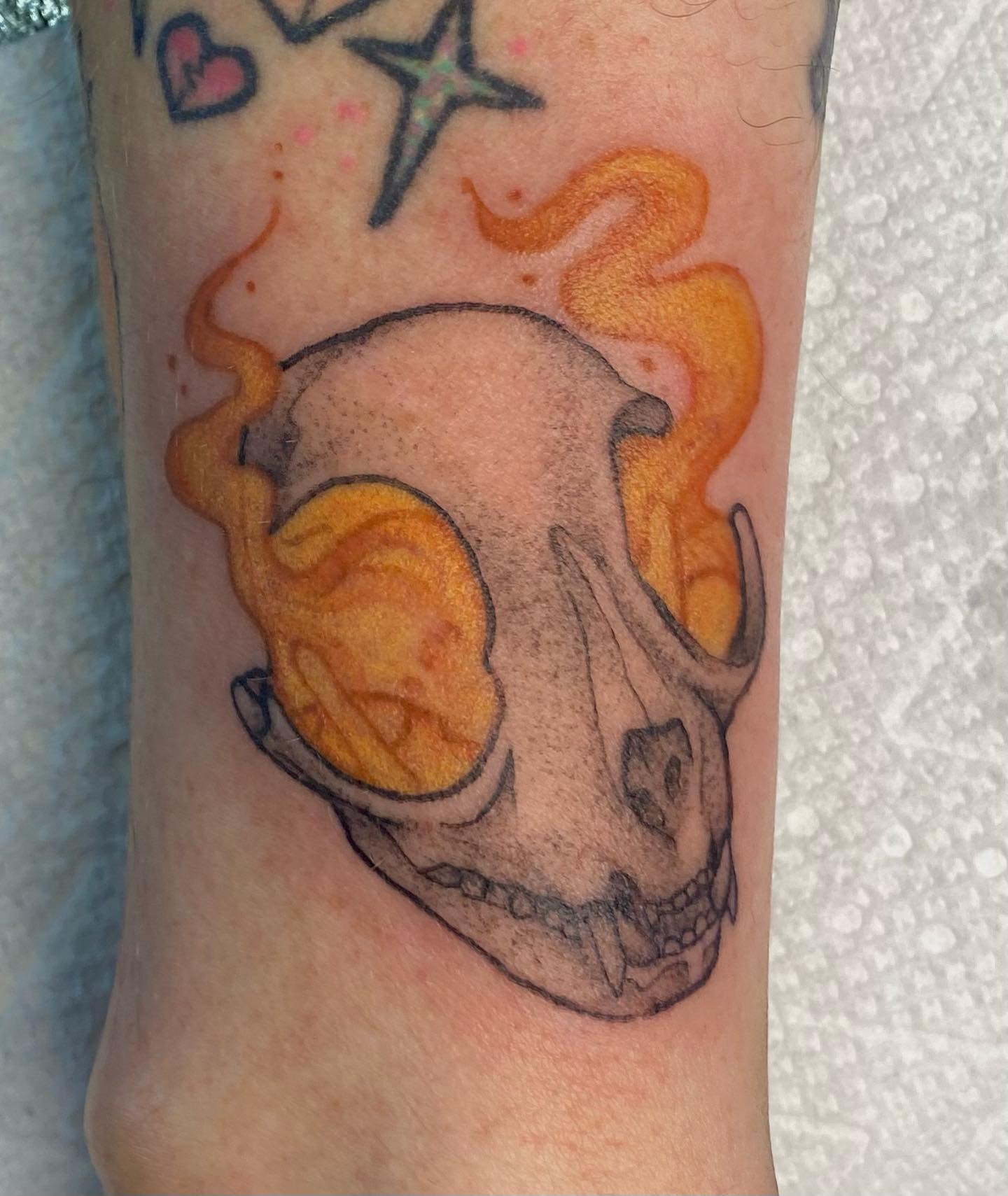 Could tattoo @aceofnailsmke everyday 👼