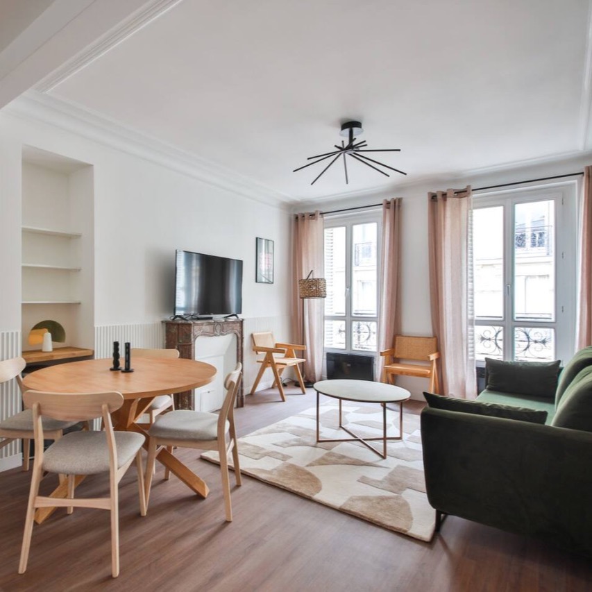 ✨🏠 This modern and cozy apartment, located just 20 minutes from the Eiffel Tower, is in the 15th arrondissement, on a lively shopping street. Completely renovated with quality materials, it has 2 bedrooms, a large living-dining room, an equipped American kitchen and two shower rooms with WC. Ideal for 6 people, it offers all modern comforts, in a neat setting. Surrounded by shops and restaurants, it guarantees a pleasant stay in Paris.
🏠 3rd floor without lift
🛋️ 1 living room with comfortable sofa bed
📺 Tv & Wi-Fi
🍳 1 kitchen equipped with hob, dishwasher, microwave, oven, Nespresso coffee machine, kettle, mini fridge
🍽️ Dining area
🛏️ 2 comfortable double bedrooms
📺 Tv & Wi-Fi
🚿 2 shower rooms
🚻 2 WC
Cozy - Warm
http://www.evengestion.com/listings/221085
#realestate #paris #airbnb #Evengestion #rentals#ParisStay