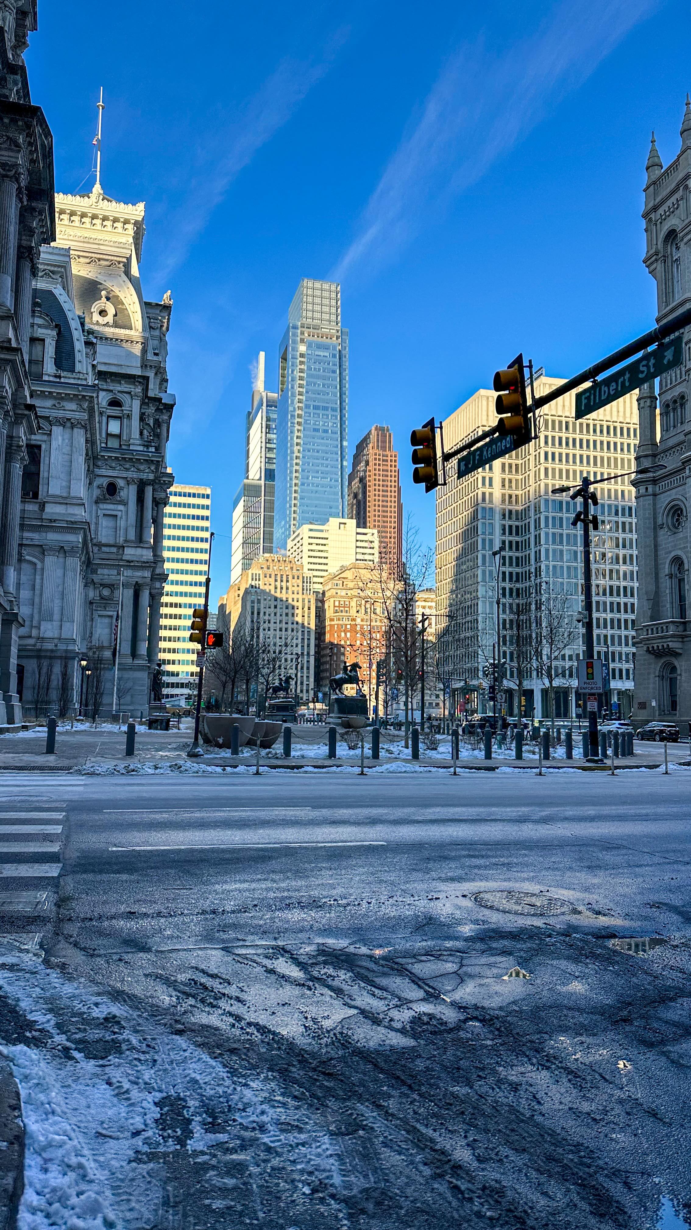 Everything we did in 2.5 days in Philadelphia! I love a good east coast weekend. Spending a weekend in Philly was a reminder that it’s important to get away every once in a while, even if that’s camping at a nearby state park or doing a staycation in your city. It’s important to give yourself some time to relax, explore, and experience
#MySecretPhiladelphia #visitphilly #Philly #VisitPA #PAGetaway #girlswhotravel #eastcoast