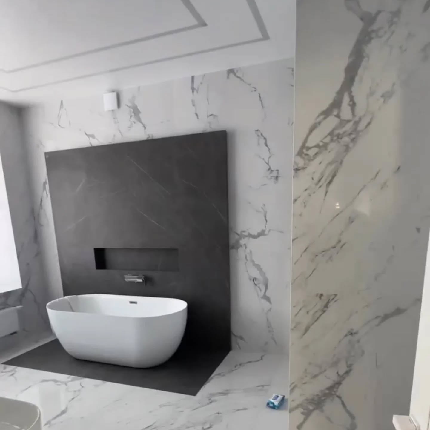 Projects completed in the previous year, 2024. 🔨 Looking for quality remodeling work? We’re here to help! 🔨
Our company handles all types of remodeling projects:
✔️ Kitchens
✔️ Bathrooms
✔️ Complex projects with large-format porcelain stoneware
With over 20 years of experience in the industry, we guarantee quality, reliability, and a personalized approach to every project! 🛠️✨
If you want to update your space or create something unique, we’re ready to assist! Contact us for a consultation and professional service. https://www.key-construction.org/
#remodeling #renovation #porcelainstoneware #kitchen #bathroom #interiordesign #construction #trust