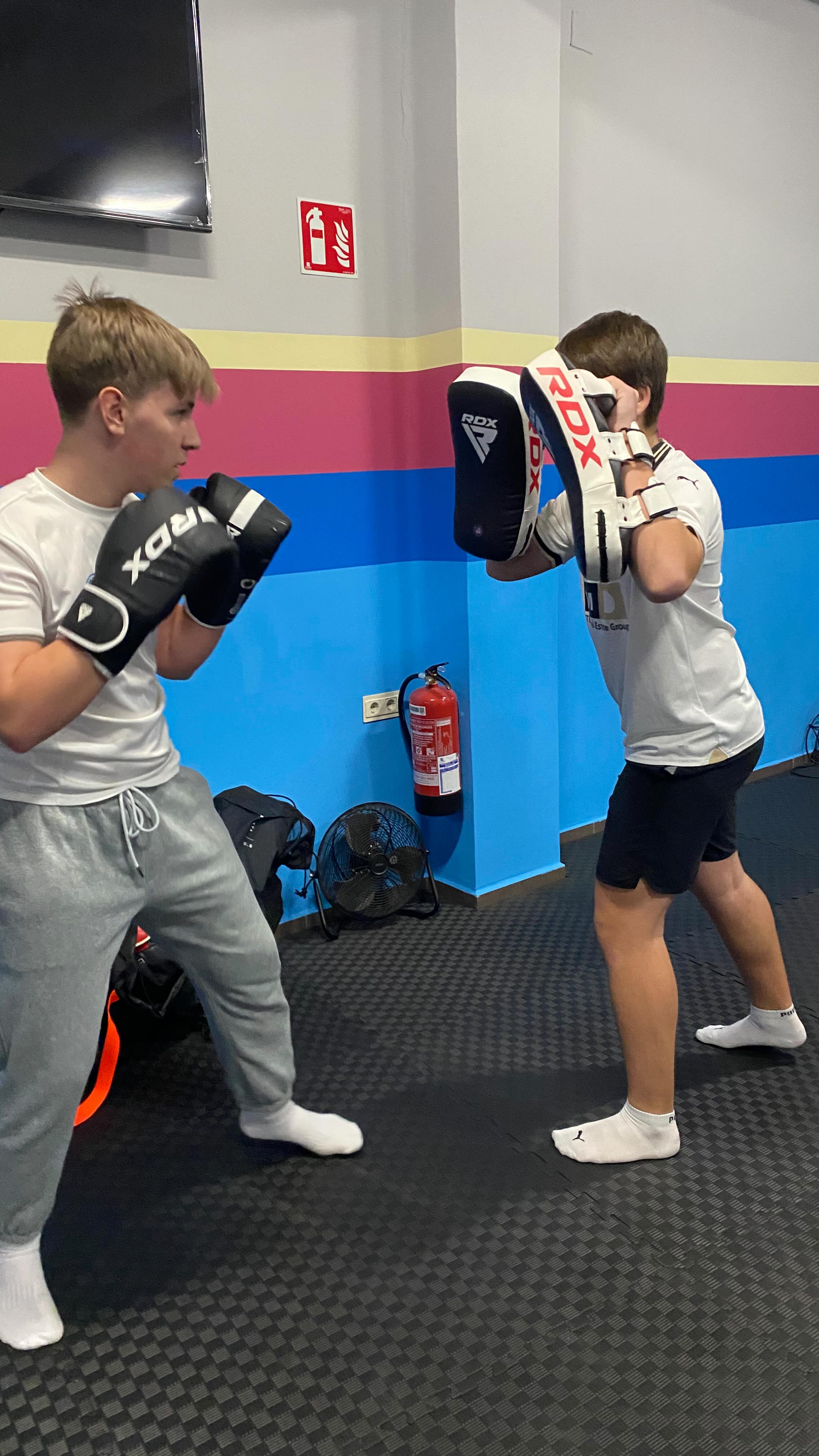 Empowering teens through the art of kickboxing! 🥊✨ We’re thrilled to partner with one of the UK’s boxing champions to bring strength, discipline, and confidence to this generation. 💪 Together with @arnoldoborotov, we’re shaping champions—inside and outside the ring!
#Kickboxing #YouthEmpowerment #ChampionMindset #BoxingLife #FitnessMotivation #TeensWhoInspire #DisciplineEqualsFreedom #StrengthAndConfidence #MartialArtsTraining #Champions #StayFocused #MotivationDaily #ActiveLifestyle #TrainingForLife #acilinspires