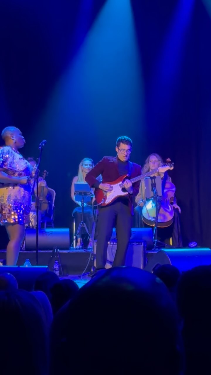 Funky good times with @funksoulorchestral 🔥 Just wait for those horns 🥵