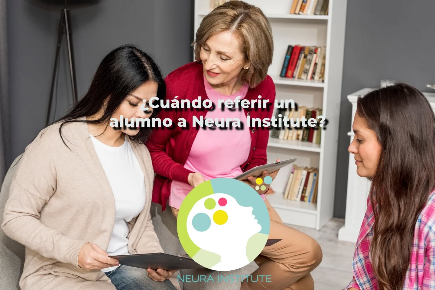 ¿Qué pacientes referir?
1. Evaluaciones de Realidad Virtual para TDAH
Estudiantes con dificultades para mantener la atención en clases, incluso en actividades interesantes.
Niños y adolescentes con hiperactividad o impulsividad evidentes, que afectan su rendimiento académico o social.
Casos con sospecha de Déficit de Atención e Hiperactividad (TDAH) que no han sido formalmente diagnosticados.
2. Mapeo Cerebral Cuantitativo
Estudiantes con problemas persistentes de aprendizaje, memoria, concentración o regulación emocional.
Casos con historial de migrañas, insomnio, ansiedad o estados de ánimo inestables que afectan el desempeño escolar.
Niños con antecedentes de daño neurológico leve, como traumatismos craneoencefálicos o hipoxia neonatal.
3. Atención con Neurofeedback
Estudiantes con diagnósticos confirmados de TDAH, ansiedad, estrés crónico o problemas de regulación emocional.
Niños con dificultad para controlar impulsos, manejar frustraciones o sostener la atención por largos periodos.
Casos con baja tolerancia a la frustración, sensibilidad emocional alta o agresividad reactiva.
Beneficios de las evaluaciones y terapias en Neura Institute
1. Diagnósticos de Precisión
Evaluaciones con Realidad Virtual: Medimos de forma objetiva la atención, impulsividad y rendimiento en contextos escolares simulados.
Mapeo Cerebral Cuantitativo: Identificamos biomarcadores específicos de disfunciones neurocognitivas, personalizando los diagnósticos.
2. Intervenciones Efectivas y No Invasivas
Neurofeedback: Mejora la autorregulación emocional y la atención, potenciando las habilidades cognitivas de manera gradual y efectiva.
Terapias Personalizadas: Cada protocolo se adapta al perfil neurocognitivo del estudiante, optimizando los resultados.
3. Impacto Académico y Personal
Reducción significativa de problemas de conducta y mejora del rendimiento escolar.
Incremento en la autoconfianza y habilidades sociales, contribuyendo a un desarrollo integral.