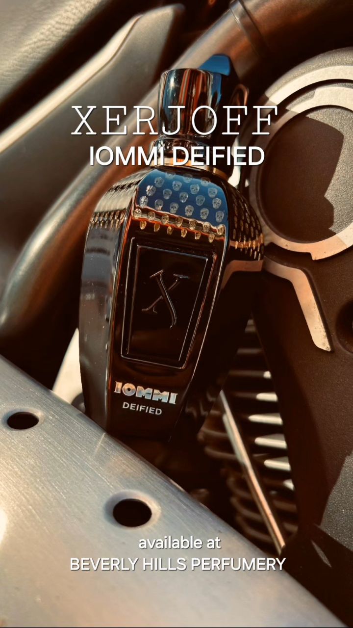 Looking for that one bad boy (or bad girl) scent? Look no further than Xerjoff Tony Iommi Deified 🏍️. Step into a parallel universe where mystery possesses the mind in a dark and decadent experience that casts subliminal shadows on the wearer. Authentic and warm accents of saffron meet powdery and leathery facets that dance with the delicate touch of gourmand freshness. Cinnamon exalts spicier notes, complemented by gentle rose at the heart. The woody base of papyrus and patchouli leaves the senses longing for more in a rhythmic exchange of back and forth. Find Iommi Deified at Beverly Hills Perfumery!
⭐️⭐️⭐️⭐️⭐️
Please check our website, or contact us for more info. 310.888.8807
264 N. Beverly Dr. Beverly Hills, CA 90210
.
Video by: Hello Hollywood Productions.
@hellohollywoodtv
.
#BeverlyHillsPerfumery
#BHPerfumery
#Xerjoff
#TonyIommi
#XerjoffTonyIommiDeified
#IommiDeified
#XerjoffIommiDeified
#BlackSabbath
#BadBoyFragrance
#ItalianPerfumery
#LeatherFragrance
#Torino
#MonkeySpecial
#cologne
#fragrance
#perfume
#luxuryperfume
#smellgood
#perfumelover
#fragrancelover
#fragrancejunkies
#BeverlyHills
#LosAngeles
#RodeoDrive
#BeverlyDrive
#sotd
#sotn
#fraghead
#perfumecollector
#instaperfume