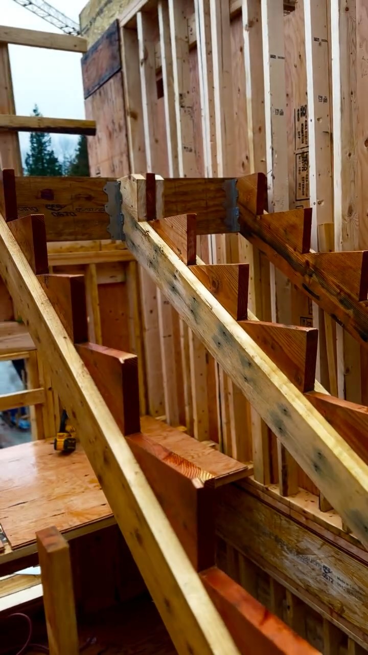 When the job’s too hard for them, it’s perfect for us! Check out the craftsmanship on these flush-mount and hanger-mounted stringers, designed to maximize head clearance for this apartment building.
•
•
•
•
•
•
#construction #vancouver #stairs