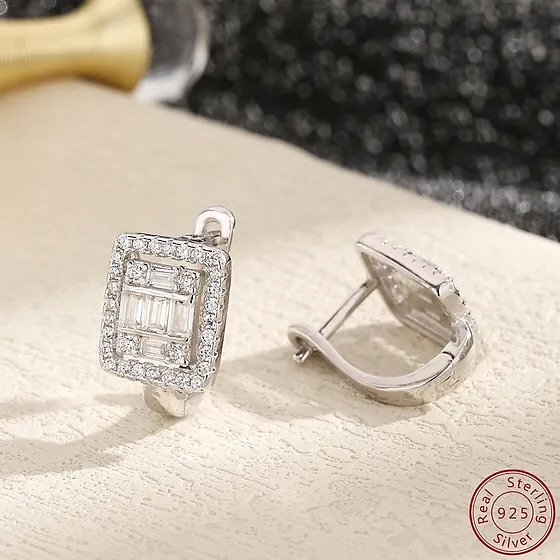 925 Sterling Silver Ladder Square Zircon Earrings with Simple and Fashionable
.
.
.
.
.
#earrings #earringsoftheday #earringsofinstagram #earringslover #zircon #zirconearrings #giftsforher #valentines