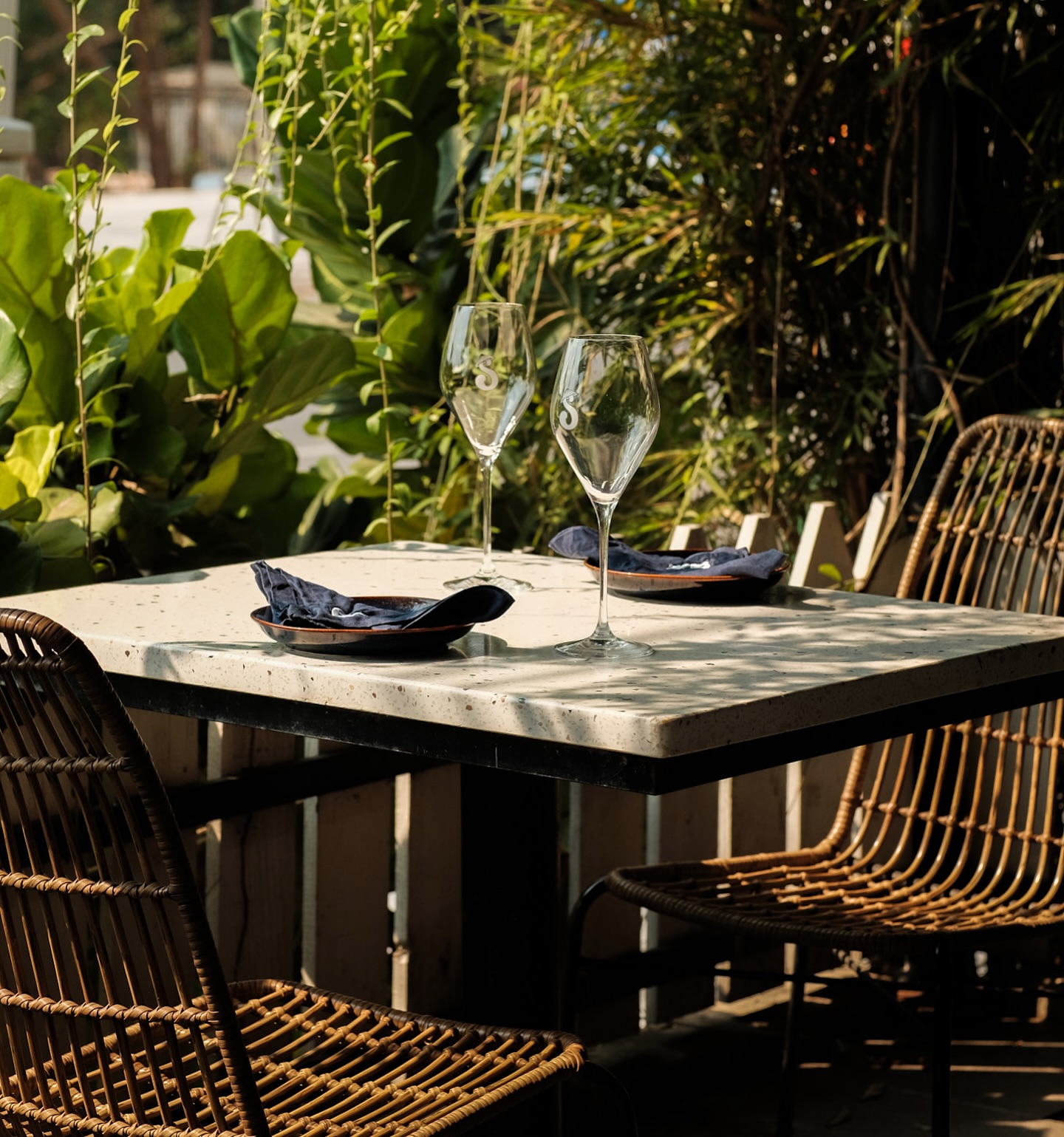 Golden hour, good wine, and great company—our kind of perfect setting. ✨🍷🌿 #SaigoneseEatery #WineAndDine #PhuQuocVibe #phuquoc