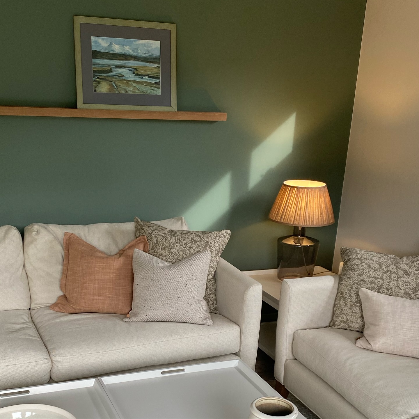 🌿 Dreaming of a garden office that inspires creativity and offers flexible family living? 🌿
This stunning garden retreat we designed is more than just a workspace—it’s a sanctuary for the whole family. Overlooking a lush garden, the design seamlessly blends indoor and outdoor living, bringing the calming greens inside. Imagine working with the bi-fold doors open in the summer, the garden becoming an extension of your office. Pure bliss! But that’s not all...
This multi-functional space transforms effortlessly. By day, it’s a bright and inspiring office, perfect for focused work. By evening, it becomes a cozy haven for the kids to relax and watch TV, away from the main house. It’s the perfect solution for creating separate zones within your home.
We believe a garden office should be more than just functional; it should be a reflection of your personal style. For this client, her father’s beautiful paintings served as the primary inspiration, adding a personal touch and creating a space filled with meaning. We carefully curated the design to complement these cherished pieces, enhancing their beauty and creating a cohesive aesthetic.
Do you have a garden office or room that needs a touch of magic? We understand the unique challenges of designing these multi-purpose spaces and can help you create a haven that sparks joy, productivity, and family fun. From maximizing natural light to incorporating personal touches and flexible furniture, we’ll guide you through the process.
Let us help you transform your garden office into a space you’ll absolutely adore. Contact us today for a consultation!
📞 07590 190016
📧 natalielouiseinteriors@gmail.com
🖥️ www.natalielouiseinteriors.com
#gardenoffice #gardenroom #officedesign #interiordesign #natureinspired #workspacegoals #homeoffice #ukgarden #biophilicdesign #creativeworkspace #gardeninspiration #outdoorliving #multifunctionalspace #familyroom #kidsroom #gardenretreat #interiordesign #interiordesigner