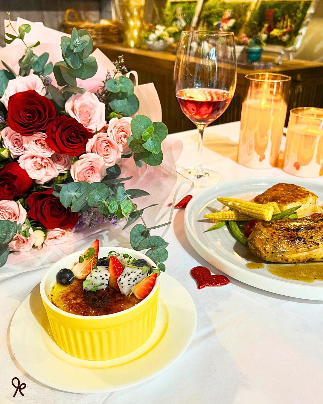 Already fretting over your Valentine’s Day plans? 💘 We’ve got you with our Valentine’s Day special 3-course menu. Swipe to view our full menu.
Have an unforgettable meal and surprise your partner with fresh flower bouquets at 20% off*. 💐 Launching on 3 Feb to 16 Feb, secure your bookings early today!
*20% off fresh flower bouquets are applicable on 13 and 14 Feb only, with purchase of 3-course menu