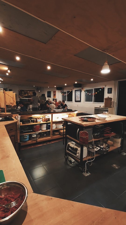 Las noches en Montagu
#antiguaguatemala #speakeasy #openkitchen #closeddoor