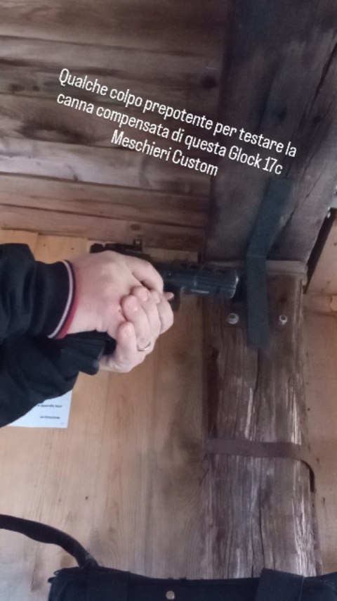 Glock 17c Meschieri custom con canna compensata!
#glock17 #glockporn #gunsporn #meschiericustom #glockcustom #guns