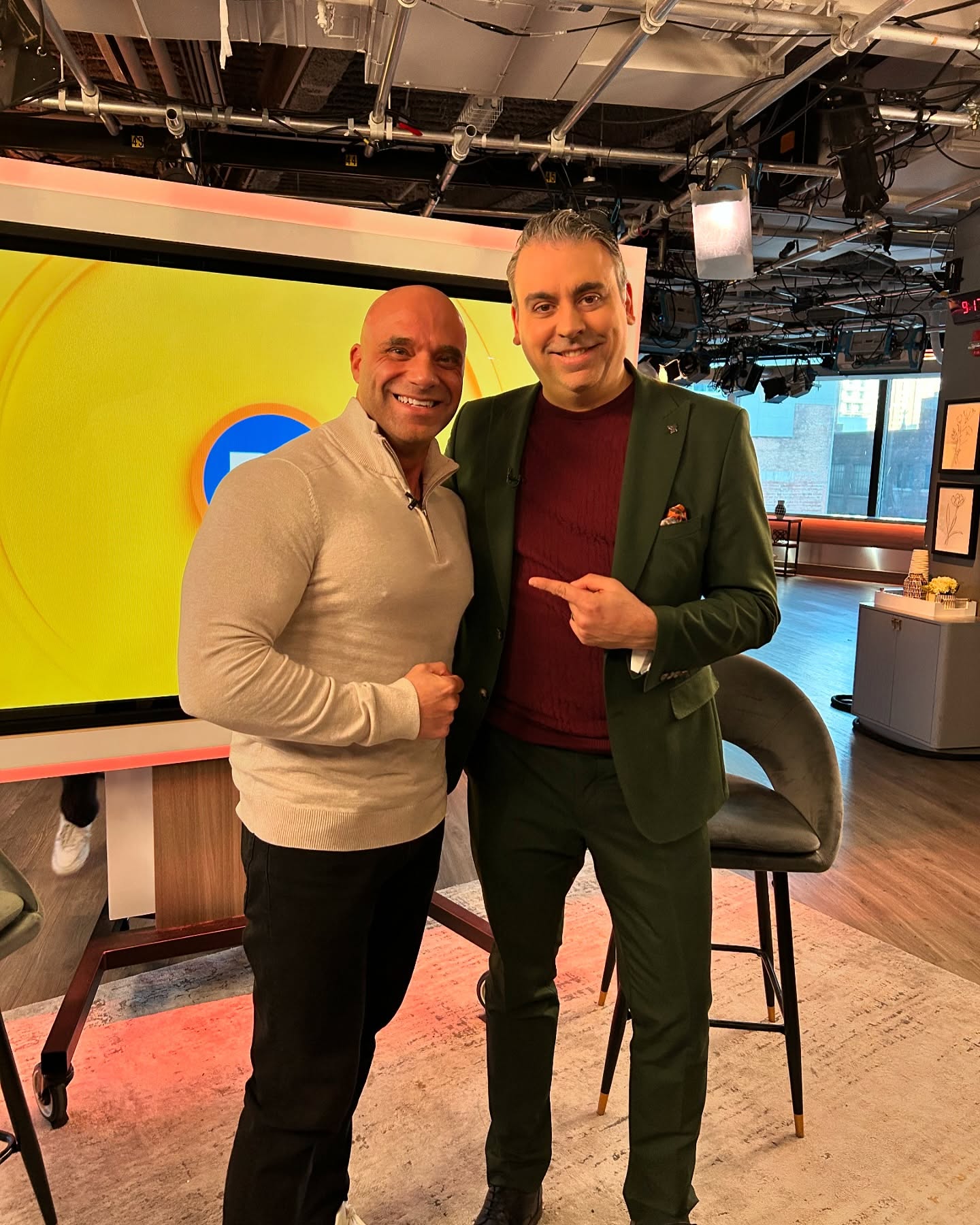 What an incredible experience on @breakfasttelevision this morning! I had the privilege of sharing my storyāhow fitness became my anchor during some of the most challenging moments in my life, helping me overcome adversity and rebuild not just my body, but my mind and spirit.
Itās humbling to know that my journey might inspire others to believe in their own strength, to take that first step toward a healthier, stronger, and more confident version of themselves. Fitness isnāt just about physical transformationāitās about unlocking the resilience and potential within you to conquer any obstacle life throws your way.
If my story resonates with even one person and gives them the courage to start their journey, then every struggle Iāve faced has been worth it.
Thank you to the Breakfast Television team for the opportunity to share this messageāletās keep inspiring and uplifting each other. Together, we can achieve greatness.
#BelieveInYourself #FitnessForLife #Motivation #Resilience #NeverGiveUp #RichieKeirouz