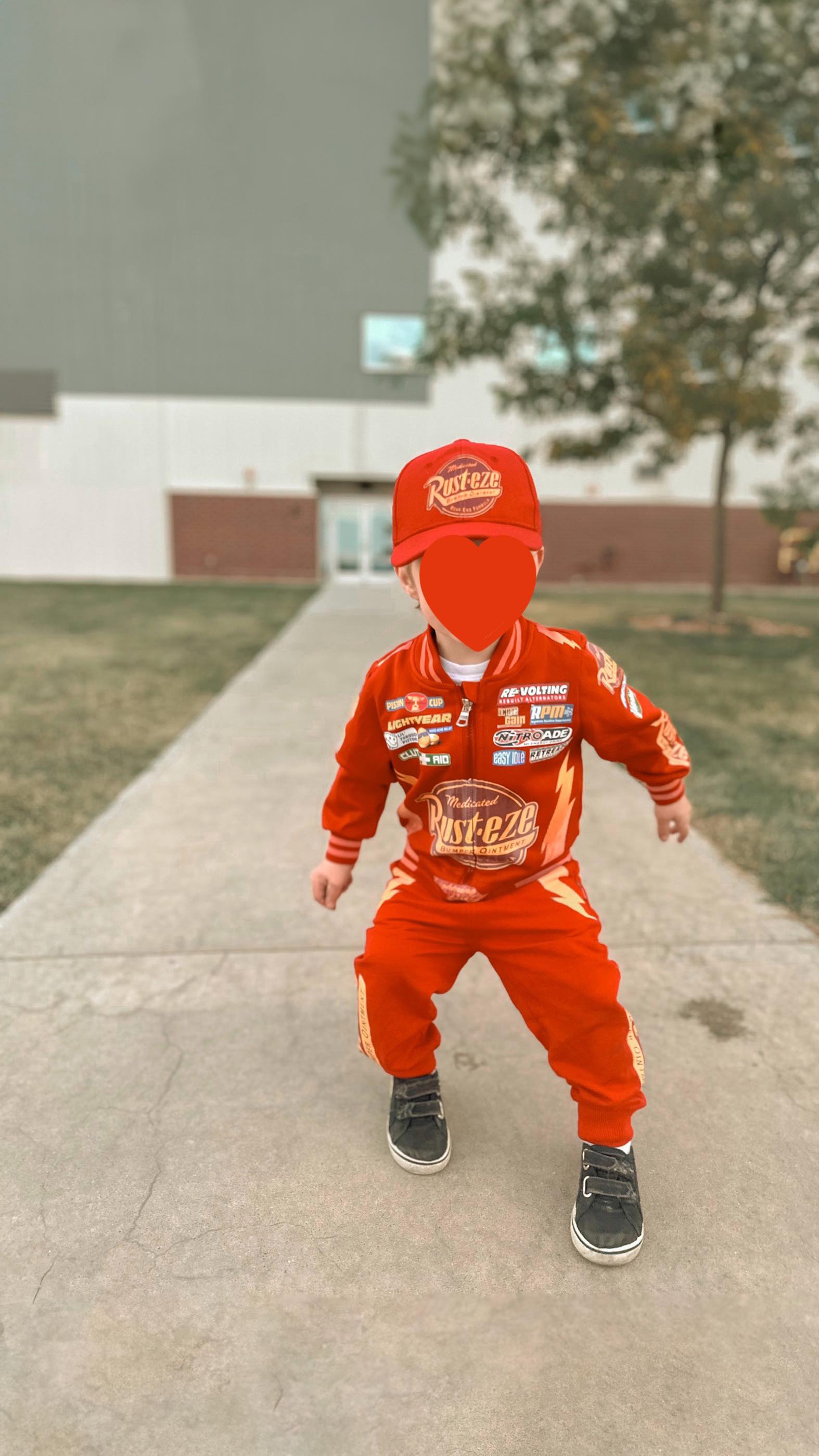 Iโm currently torn between like a mini gallery wall with pictures of the different places in the Cars movies or doing like a big map with like wall decals and such.
#MomLife #Toddlers #ToddlerBoy #Twins #TwinToddlers #TwinBoys #ToddlerRoom #DisneyCars #Cars #Decorate #MilitaryHousing #MilitarySpouse #Milspouse #BaseHousing