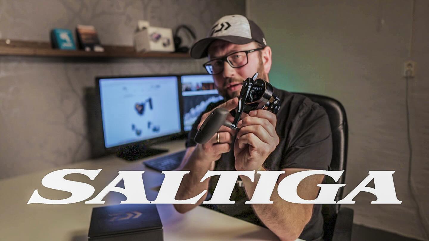 Daiwa Saltiga 15 slow jigging reel! Quick review out on my Youtube channel! 🤩👌🏻
.
.
.
#daiwascandinavia #daiwasaltigasj15 #slowpitchjigging #saltiga #daiwafishing #daiwareels #saltwaterfishing #jigging #slowjigging #havfiske #jiggingreel
