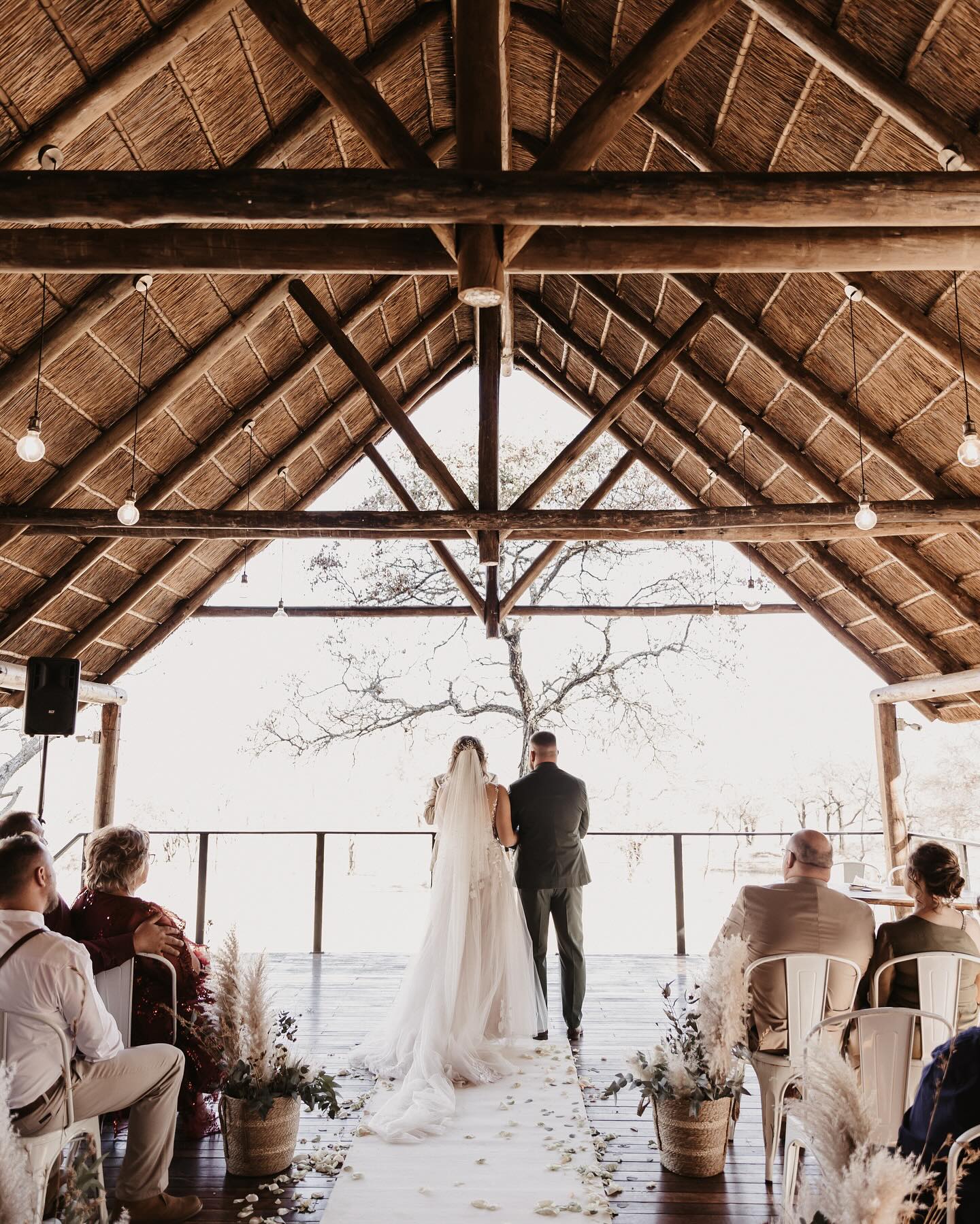 A bushveld celebration where love is the thread that binds everyone together 💘
Our semi-indoor chapel in the bush, a quiet haven nestled in nature’s embrace, together with your friends & family makes the perfect backdrop for a celebration of love.
Enquire about our wedding packages & chapel options ➡️ info@wildwoodvenue.com