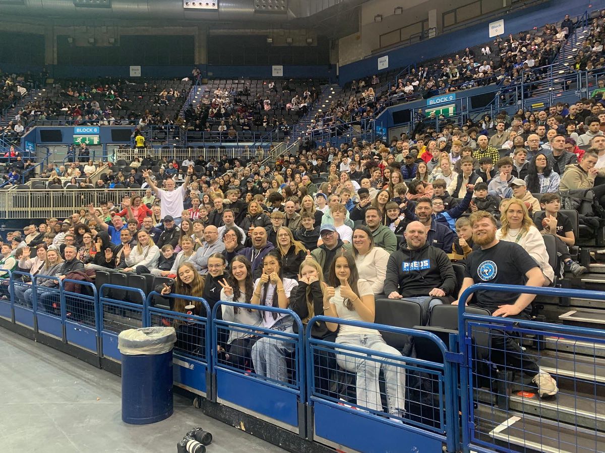 Such an amazing day out for the club at the @superleaguebasketballm & @superleaguebasketballw Trophy finals this Sunday. It was awesome to have so many of us together and everyone had a blast. We can’t wait till next year already
#letsgopreds #partofthepride #superleaguebasketball
