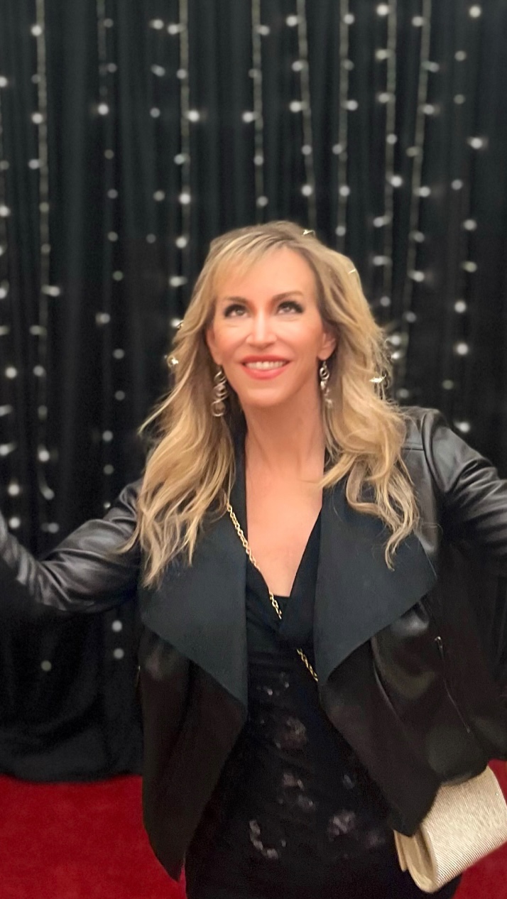 We are Celebrating 8 Years this month! 🥂
I can’t believe it’s been that long. This little business of mine has grown so much over the years and I feel so blessed to have the team that I have and amazing clients that entrust us with their special day! Here are just a few highlights from our past year!
.
.
.
#anniversary #bestteam #bridalteam #yosemitemakeupandhair #yosemitewedding #yosemitemakeup #yosemitehair #yosemitebrides #mountainwedding #adventurebrides