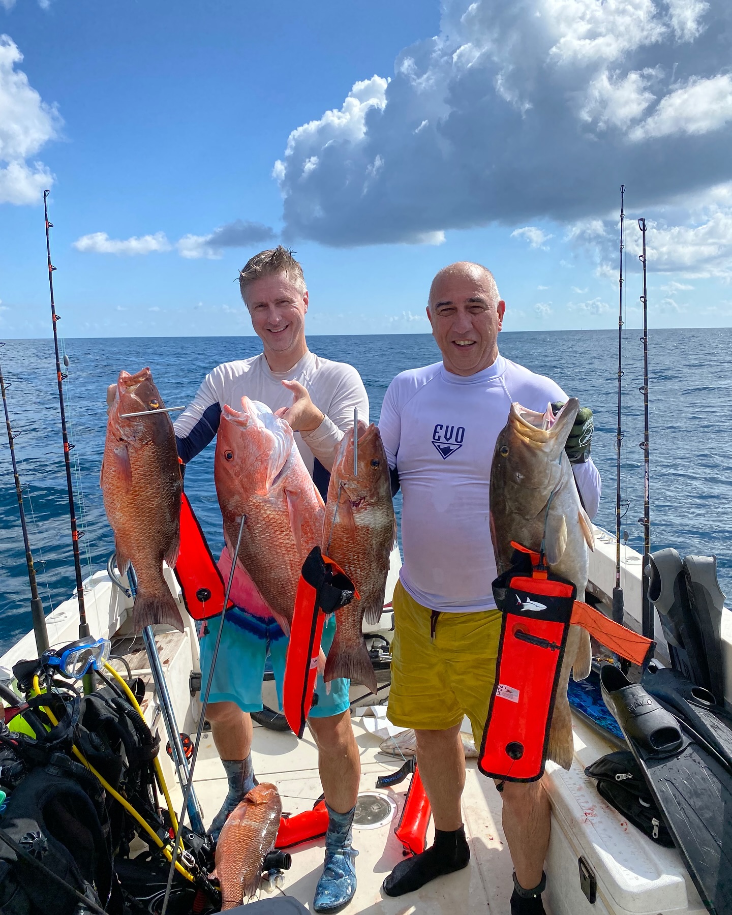 POV: you only spearfish with Toothless safety systems to extend your dive time & keep your whole crew safe 😎💪🏼
#spearfishing #spearo #spearfishingsafety #boatsafety #fishing #fishingsafety #fish #boatday #florida #floridaboatday #gulfofmexico #gulfofamerica