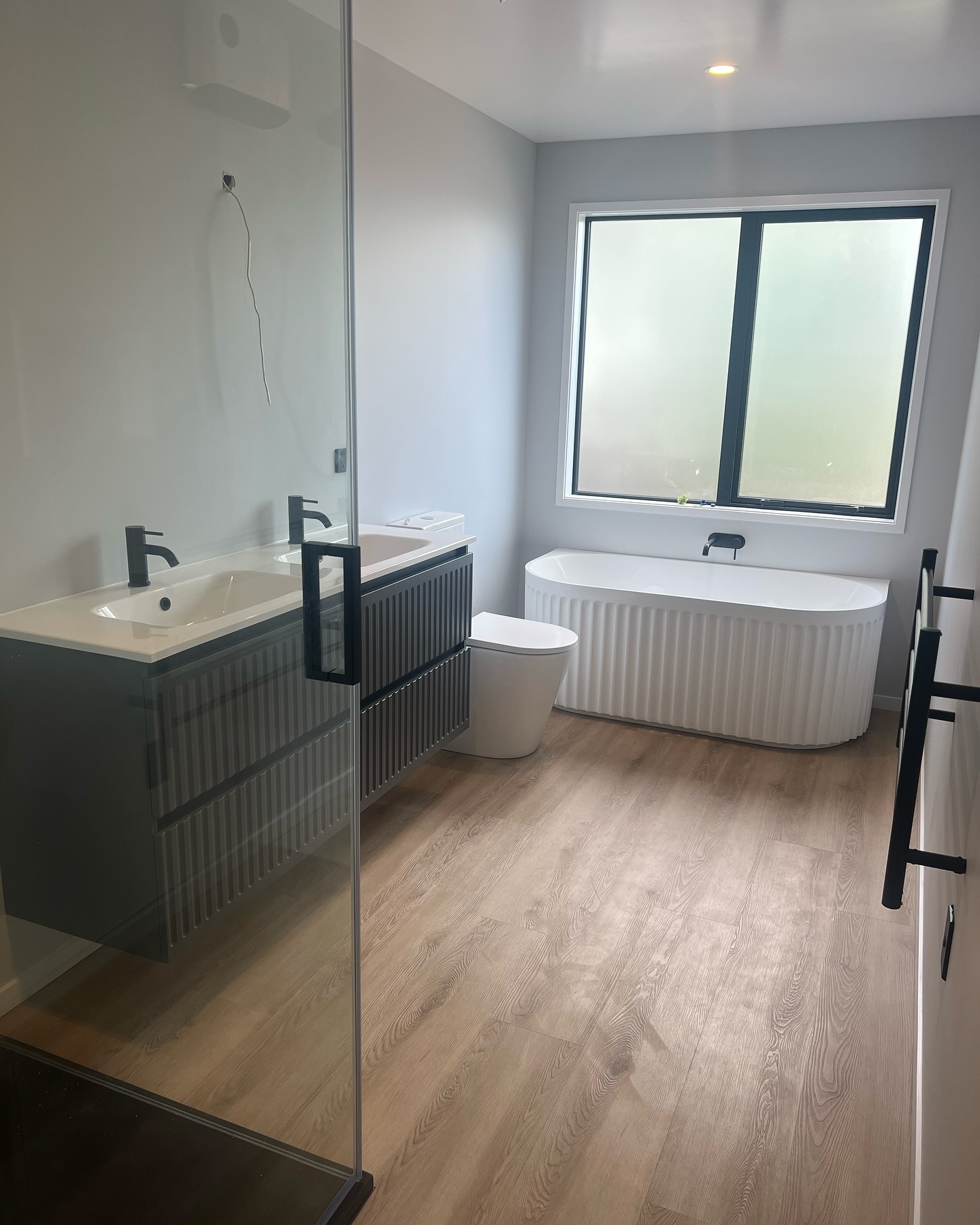 Project: Gulf Harbour New Build
This was a nice high spec home build for some lovely clients. They selected great finishings and colour schemes and let us help bring their vision to life with the full plumbing and drainage scope.
#pumpedupplumbing #bathroomrenovation #plumbingnz