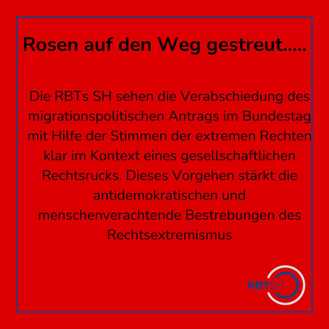 Vor einigen Jahren schon schilderte der Faschismusforscher Roger Griffin bereits ein Szenario, in welchem Menschenrechte und Demokratie erneut durch Rechtsextremismus in Gefahr geraten könnten:
„So könnte eine ‚Bunkermentalität‘ zur Norm werden, die sich in einer Politik des Hasses und der ‚Identität‘, in Verschwörungstheorien, in Intoleranz gegenüber dem ‚Anderen‘, einem offenen Rassismus der weißen Vorherrschaft und Xenophobie der einem subtileren Differenzrassismus, häufig in Übereinstimmung mit konservativen Einstellungen in Fragen der Religion und der Sitten, ausdrückt. Wenn das der Fall sein sollte, dann begehen wir den hundertsten Jahrestag der Gründung der ersten Fasci zusammen mit dem Aufstieg und möglicherweise endgültigen Sieg eines Zusammenspiels antidemokratischer, antipluralistischer und antihumanistischer Kräfte über die liberale Demokratie, während sich die Verfechter der Menschenrechte und des Gleichheitsgedankens zunehmend auf dem Rückzug befinden.“
Die gestrigen Ereignisse im Bundestag weisen erschreckende Parallelen zu diesem Szenario auf. Wir als RBT SH werden weiter unseren Beitrag zur Stärkung der demokratischen Zivilgesellschaft leisten, damit Griffins Ausführungen nicht zur prophetischen Vision werden.
#niewiederistjetzt
#KeinVergessen