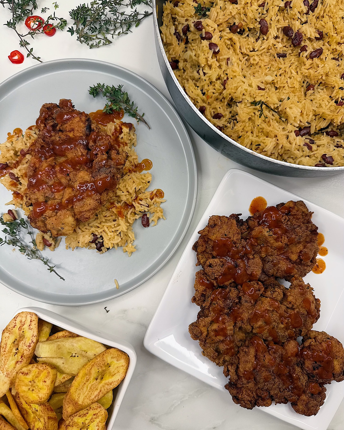 Buttermilk Fried Jerk Chicken with Coconut Kidney Bean Rice, Plantain & Coleslaw 🇯🇲
I recieved a mystery box of ingredients from @falcon_leicester and the challenge of creating a dish from the gifted ingredients. The box contained: bbq seasoning, jerk sauce, coconut milk, semolina flour, kidney beans and much more.
@falcon_leicester is a family owned business supplying all your daily nessesities. They are based in leicester & Nottingham, delivering nationwide too.
Check them out on:
https://www.falcononline.co.uk/
#gifted #leicester #jerkchicken #jamacianfood #foodblogger #soulfood #friedchicken #cheatmeal