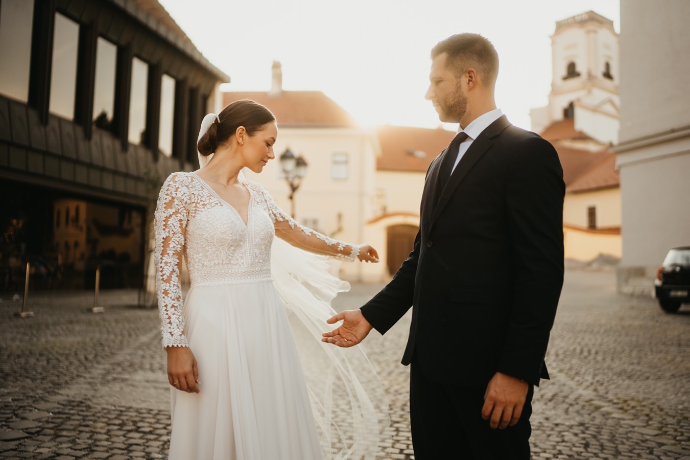 #esküvő #eskuvo #weddingphotography
#wedding #weddingphoto #happiness #hungarianphotographer #menyasszony #vőlegény #hungary #filmlook #lovemyjob #hochzeit #hochzeitfotograf #eskuvoimagazin #instahun #hungarianwedding #tagsforlikes #sonyalpha #sonymagyarorszag #sonya7iv #mik #fotoklub #igershungary #instagood #follow #photooftheday #picoftheday #instalike