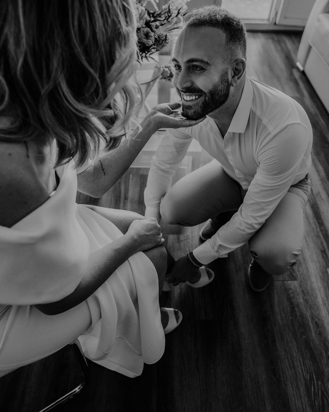 ‘Together time’ can be rare on your wedding day, getting married can be a wild ride.
While I mostly shoot small and intimate weddings where couple genuinely get to spend most of the day with just each other or with a few choice of friends and family members I’ve done my fair share of decent sized weddings.
Sometimes it can mean you don’t get to really let it sink in and savour it with your partner, which is crazy because it’s about you two.
Just like a first look, getting ready together gives you that important time to look at each other and say ‘we did this’ !!
Time to truly look back at the incredible life you have built together and cherish one another for it.
It can be a good way to start your day on a calm level and focused on your person.
Whatever you decide to do, remember it’s YOUR wedding day. Choose the moments that will make it special to you because that is what matters most.
Through back on this autumn 🍂 wedding with lovely souls M&E ♥️
Flowers @les.fleuristes.nice
Makeup @stylingbydolly
#weddingphotography #frenchrivieraweddingphotographer #photographedemariage #photographemariagecotedazur #nicecotedazur #niceislove