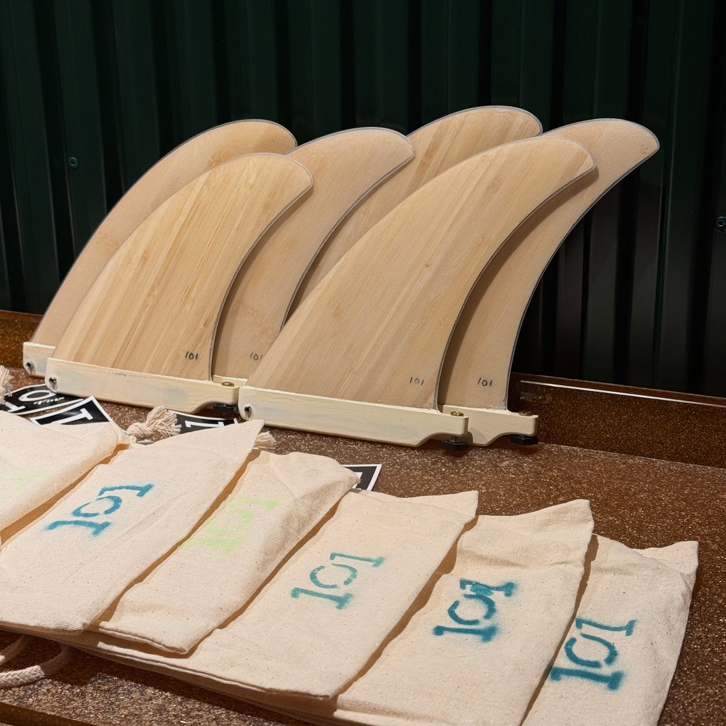 Re-stock of Bonzer center fins! We stock a complete range of 101FinCo bamboo fins for Bonzers! Center box fins in sizes 6” / 6.5” / 7” and now also 6.75”! Fins are available at our online shop! We have a wholesale pricing for surfboard builders… dm us for availability , pricing and shipping info. We ship Across Europe all the time! .
#finjak
#bonzer3
#101finco
#101fins
#bonzer5
#surfsupplies
#oportosurfboardclub
#madeincalifornia
#madeinUSA
#surfboardfins
#surfportugal
#surfuk
#surfeurope
#surfsession
#bonzer
#finporn
#campbellbros
#longboard
#singlefin
#surf
#surfboard
