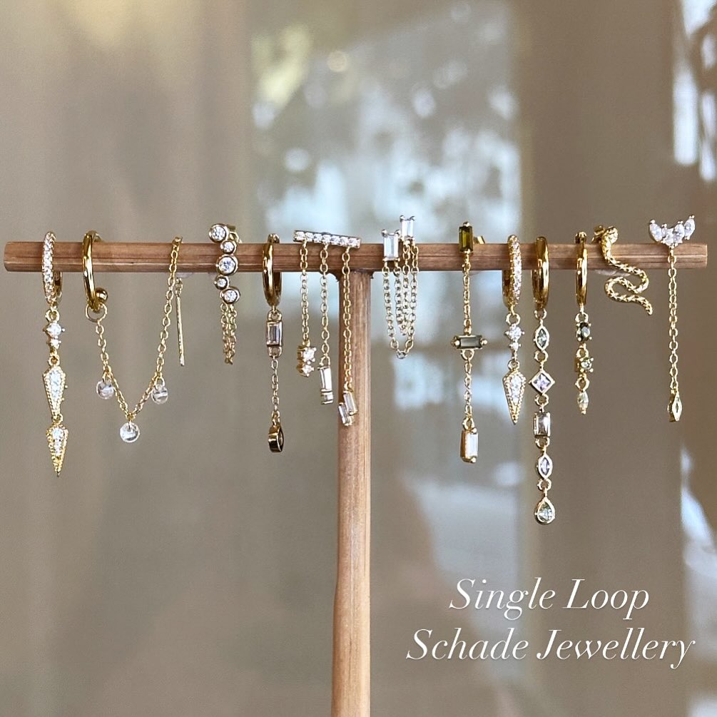✨Single Loop
☀️New Collection
✨Retrouvez toutes nos boucles en boutique
Du mardi au samedi 11h 18h30
& sur Rendez-vous ✨✨✨
✨Toutes les commandes passées sur Instagram seront livrées en seulement 2/3 jours, du mardi au vendredi!
✨LIVRAISON OFFERTE ✨
Profitez également de la livraison offerte en France métropolitaine pour rendre votre expérience shopping encore plus agréable.
•
✨Find all our earrings in store
Tuesday to Saturday 11am 6:30pm
& by appointment ✨✨✨
✨All orders placed on Instagram will be delivered in just 2/3 days, from Tuesday to Friday!
✨DELIVERY Worldwide
•
•
•
•
#singleloop #earrings #jewelry #antiallergy #garantie20ans #montmartre #paris #allure #fashionstyle #bohostyle #accumulator #frenchstyle