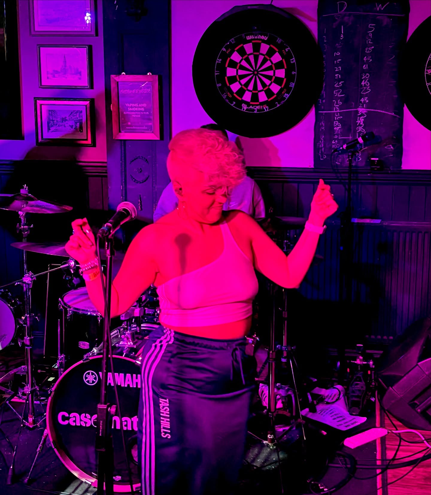 @iamtashhills
@ice_breaker_uk