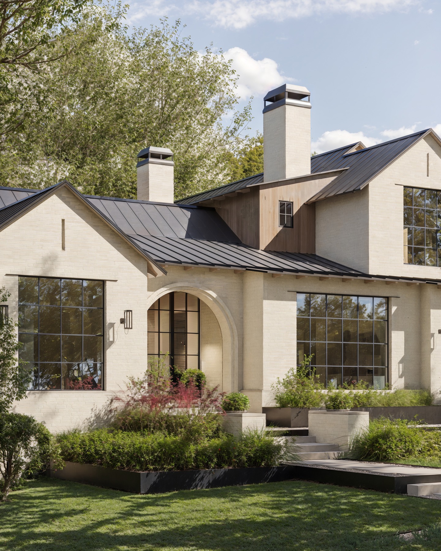 Project Pickwick I Front Exterior Vignette I JWSA