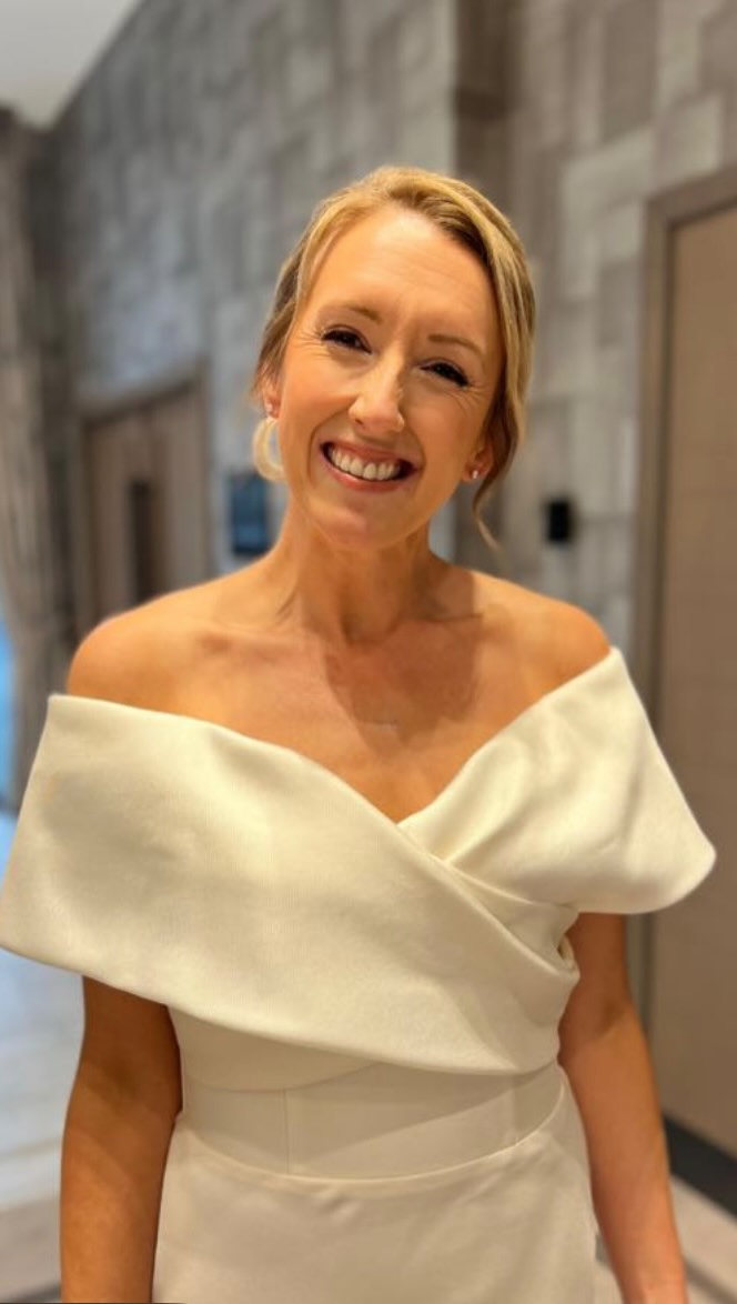 โ๏ธ ๐๐จ๐ฆ๐ ๐ฐ๐ข๐ญ๐ก ๐ฆ๐ ๐๐ฌ ๐ ๐๐๐ฌ๐ญ๐ข๐ง๐๐ญ๐ข๐จ๐ง ๐๐ซ๐ข๐๐๐ฅ ๐๐๐ค๐๐ฎ๐ฉ ๐๐ซ๐ญ๐ข๐ฌ๐ญ ๐๐ญ ๐ญ๐ก๐ ๐ฌ๐ญ๐ฎ๐ง๐ง๐ข๐ง๐ ๐๐จ๐๐ก ๐๐จ๐ฆ๐จ๐ง๐ ๐ข๐ง ๐๐๐จ๐ญ๐ฅ๐๐ง๐๐ด๓ ง๓ ข๓ ณ๓ ฃ๓ ด๓ ฟ
๐๐๐ค๐๐ฎ๐ฉ by me @brides_by_nikki
๐๐๐ข๐ซ by @hayley_mirauer
๐๐ซ๐๐ฌ๐ฌ by @chameleonbride
๐
๐ฅ๐จ๐ฐ๐๐ซ๐ฌ by @flowersbycherry
๐๐ก๐จ๐ญ๐จ๐ ๐ซ๐๐ฉ๐ก๐ฒ to follow by @wildmamaphoto
๐๐๐ง๐ฎ๐ @cameronhouselochlomond
๐๐ซ๐ข๐๐ @libby_sarah_smiles
#brides_by_nikki #bridalmakeup #weddingmakeup #desinationwedding #destinationmakeupartist #luxebride #destinationweddingmakeupartist #scottishwedding