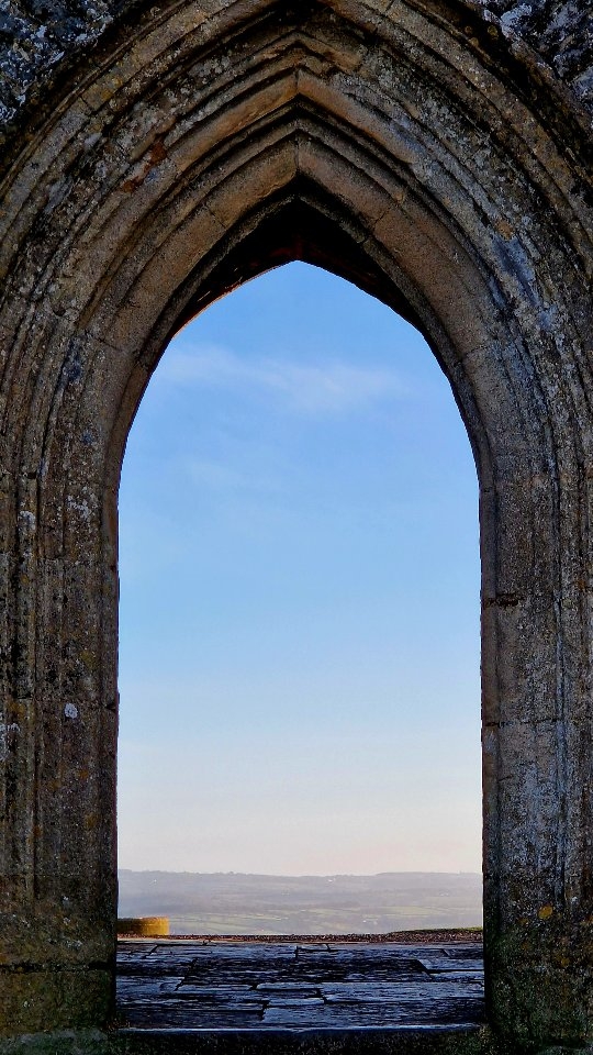 Happy Imbolc
Imbolc is here, which means mid-winter is here. The daylight is lengthening slowly, and the first signs of spring are appearing. For many, this isn’t a time of sudden, rapid growth. New Year resolutions are a struggle to stick to. The energy isn’t right for some, and that’s okay. Mid-winter is the optimal time for reflection, setting goals, setting intentions, and journaling. Now is the optimal time to place your blank canvas before you and draw your hopes and dreams. Now is the time of the dreamer.
Coddle your body with warming foods such as hearty soups, stews, and roasted root vegetables. Add in spices like ginger, cinnamon, and turmeric to add depth and flavour.
Keep drinking your herbal teas, water with lemon, and bone broths to stave off infections.
Vitamin C-rich foods are your friends: bell peppers, parsley. Zinc-rich foods are your sidekicks: pumpkin seeds and lentils. Add in fermented foods to support your gut health, which subsequently will support your mind.
Although the days are getting longer, we are still not getting quite enough daylight, nor is the sun high enough in the sky to synthesise vitamin D. Keep adding in your vitamin D-rich foods: liver, eggs, oily fish, and supplementing with either cod liver oil or standalone vitamin D3 + K2.
Get moving, even for a brief 20 minutes a day. Wrap up and go for a walk outside. Put some music on indoors and do stretching routines, tai chi, or yoga.
The darkness makes us sleepy – honour this. Switch off the telly an hour earlier and go to bed. Read instead if an early night isn’t an option for you. Light the candles, embrace the darkness.
Imbolc falls shortly after a new moon; now is a perfect time to sow seeds. Tend to your garden in preparation for longer days.
The energy is slowing returning, but as nature shows us, transformation is a gradual process. There are no sudden movements at this time, but there is no giving up either. She persists, and so will you.
#imbolc #seasonalliving #midwinter #darkdays #slowdown #mindfulness #mindfulliving