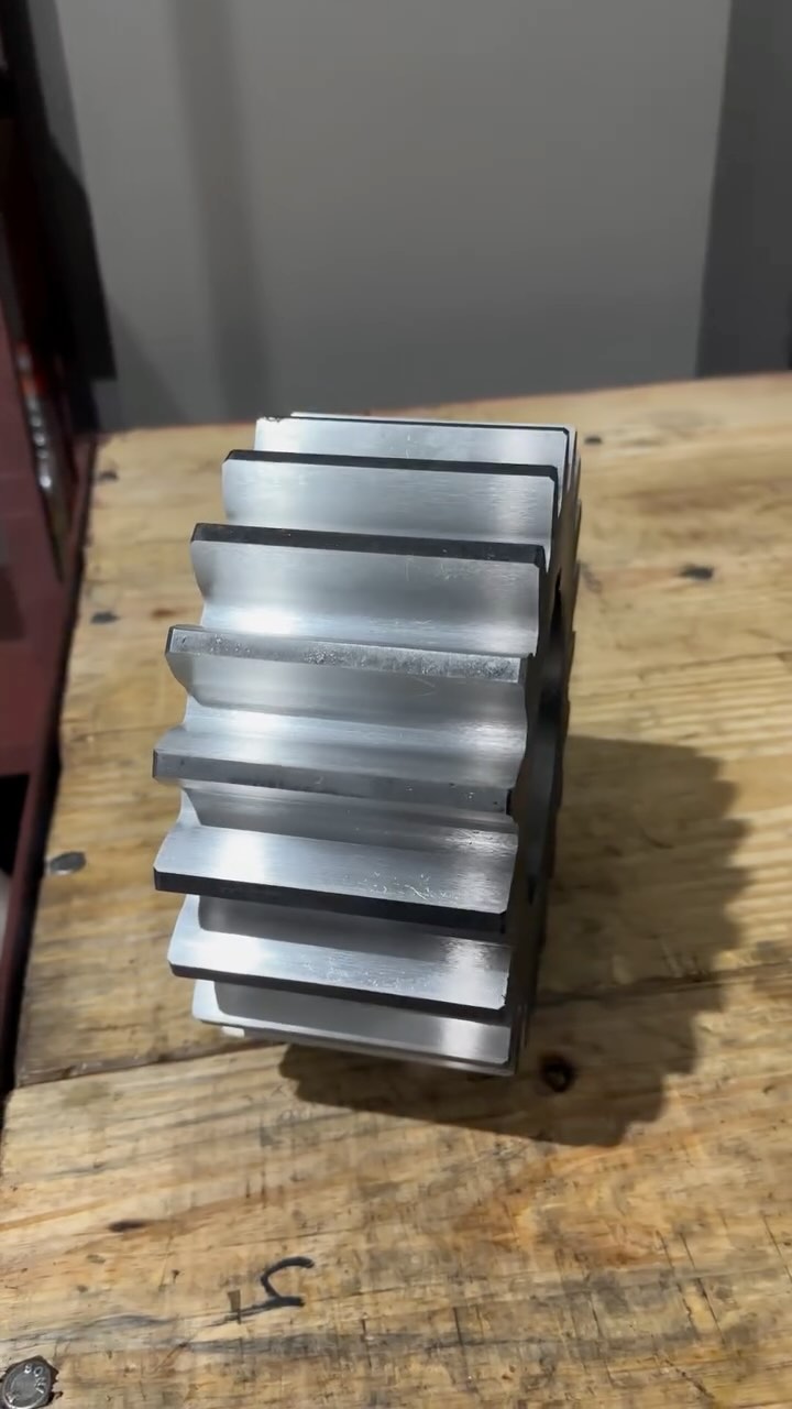 Gear grinding 10M #qualitygear #gearmanufacturing #geargrinder