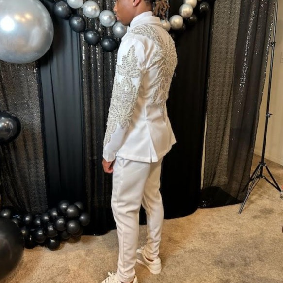 Fashion for every style and body type!
www.aleefashion.com