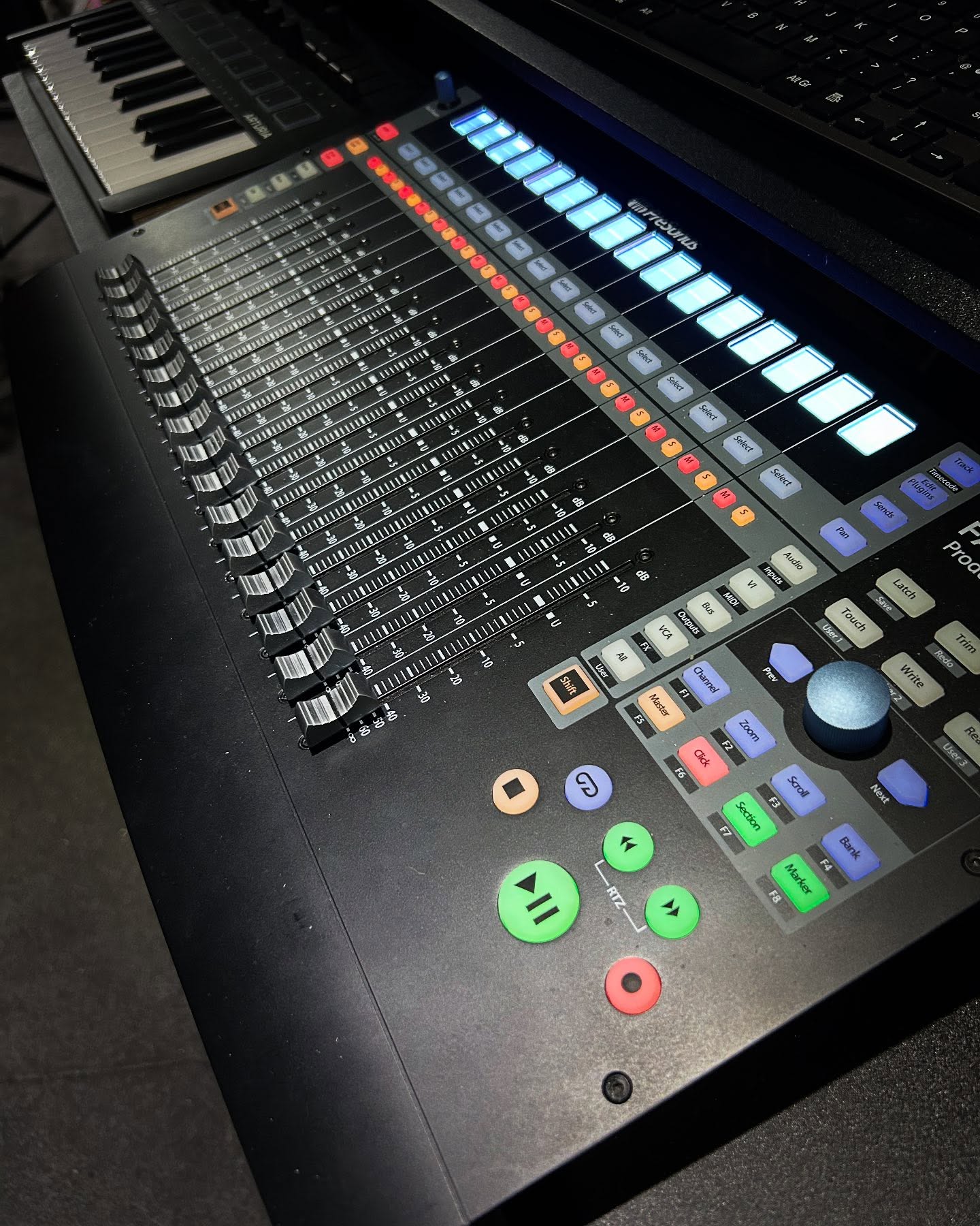 Wanna make some music together? Check out the website www.millermusicnsound.co.uk (link in bio) for some examples of tracks I’ve produced. Send an email or message now to get in touch to discuss 🙌🏼
#millermusic #studio #producer #musicproducer #recording #mixing #mastering #makingmusic #paisley #renfrewshire