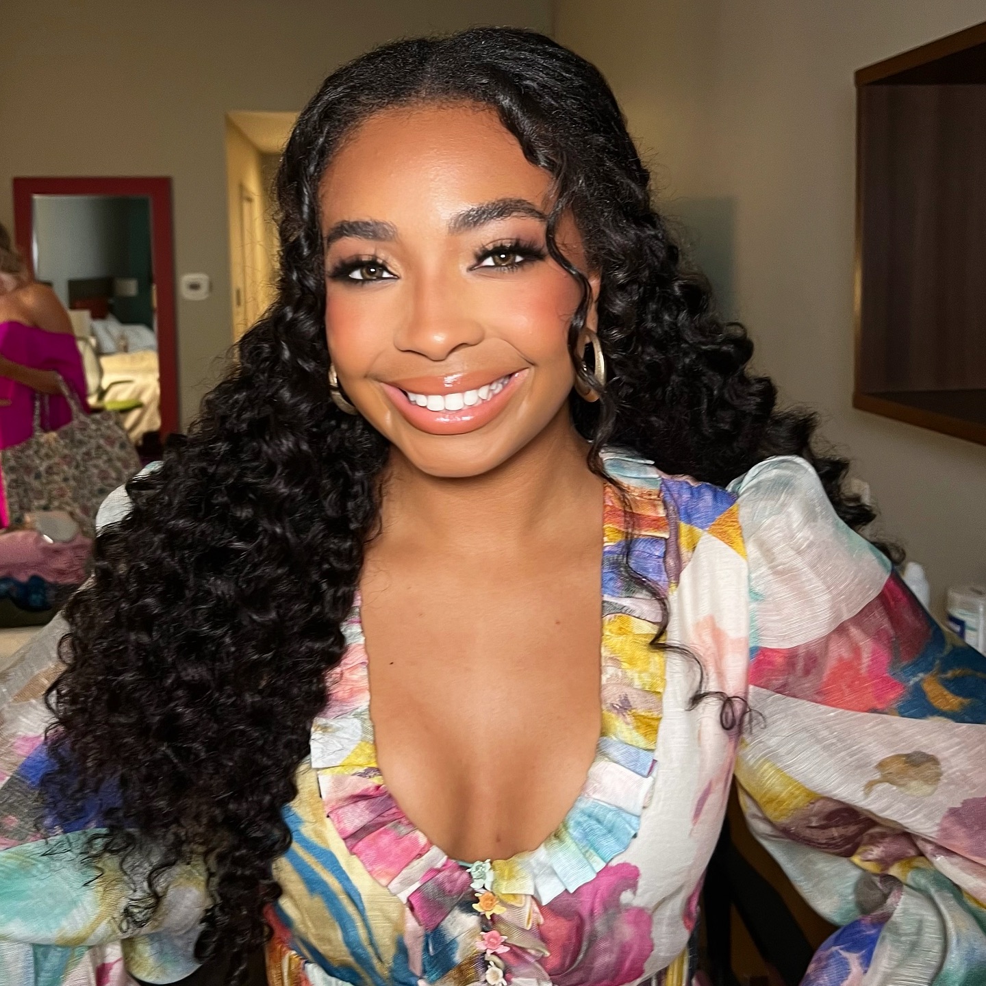 @ashtonblakehart ready for Miss Mississippi’s Teen Orientation 🤍
Hair and makeup me
Assisted by @mcartistry_hmu