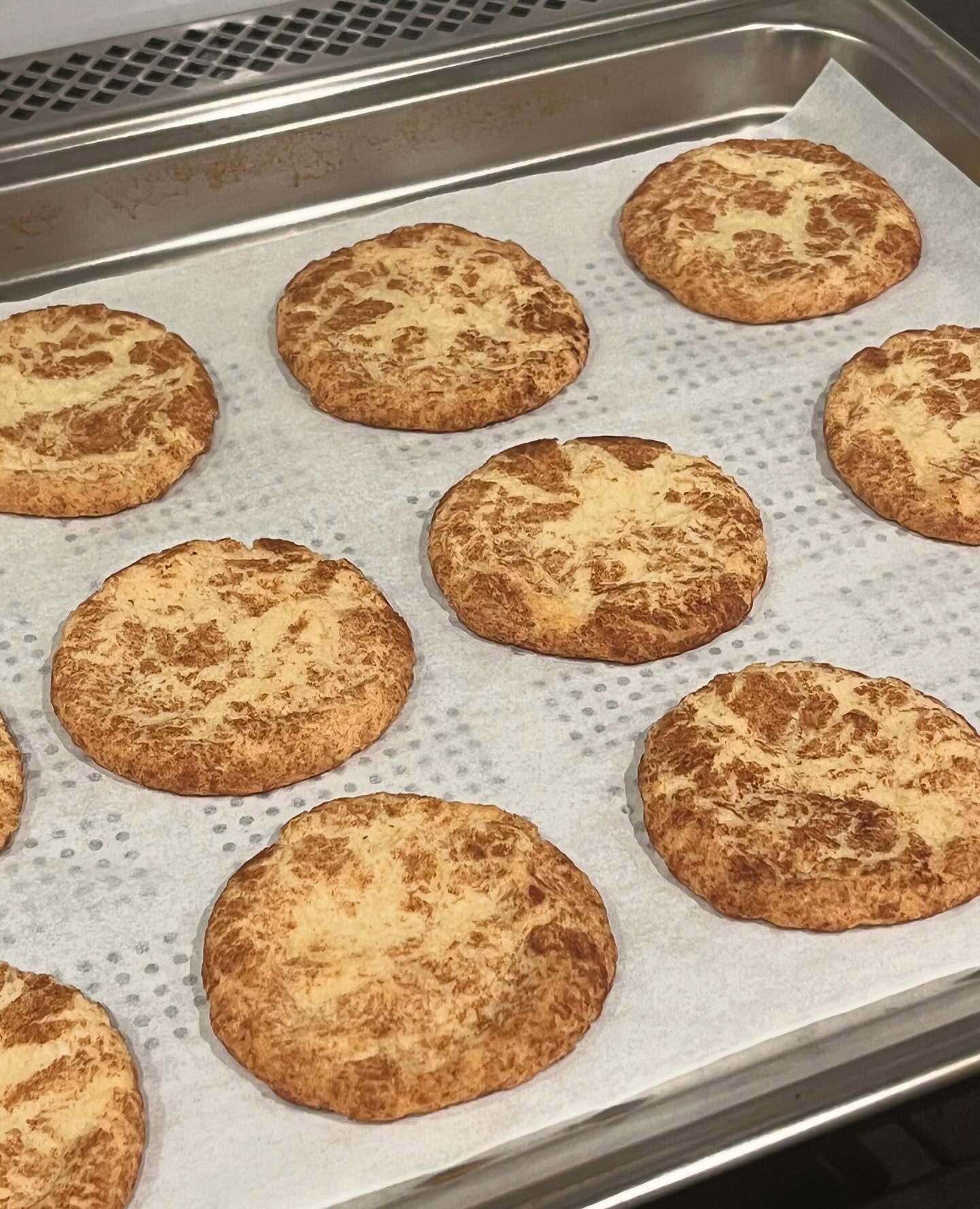Snickerdoodle season!! ❄️
#snickerdoodle #cookies #glutenfree #baking