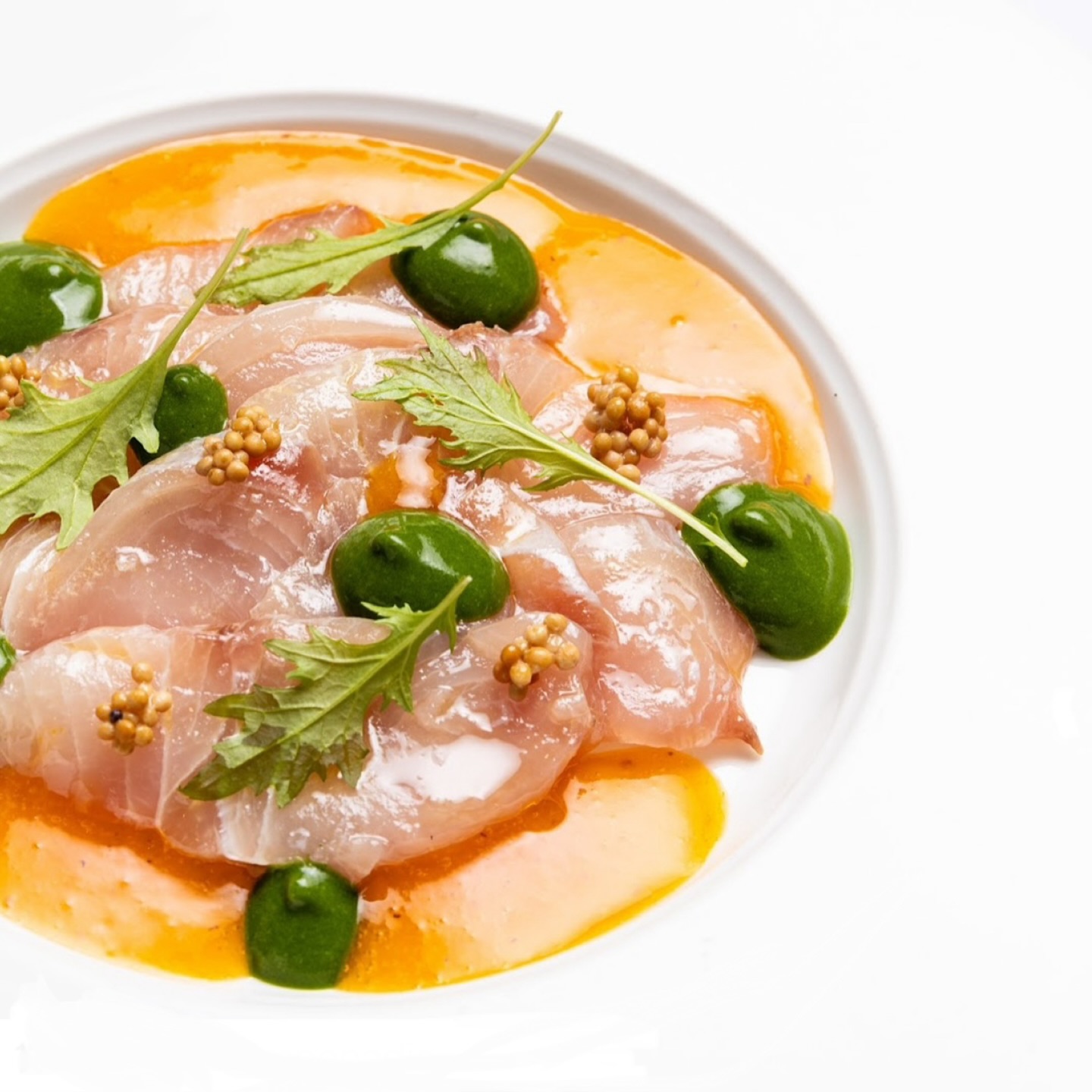 Comunicare 🍴📲
#Repost @voceaimoenadia
・・・
Cromatismi, geometrie, sfumature.
Nei piatti di Lorenzopesci, l’arte prende forma attraverso il gusto: equilibri di colore, contrasti di consistenze, intuizioni che trasformano ogni ingrediente in espressione creativa. ✨🍽️
#AimoeNadia #VoceMilano #GalleriedItalia #FineDining #CucinaItaliana #MilanoFood #MichelinStar #MilanoGourmet