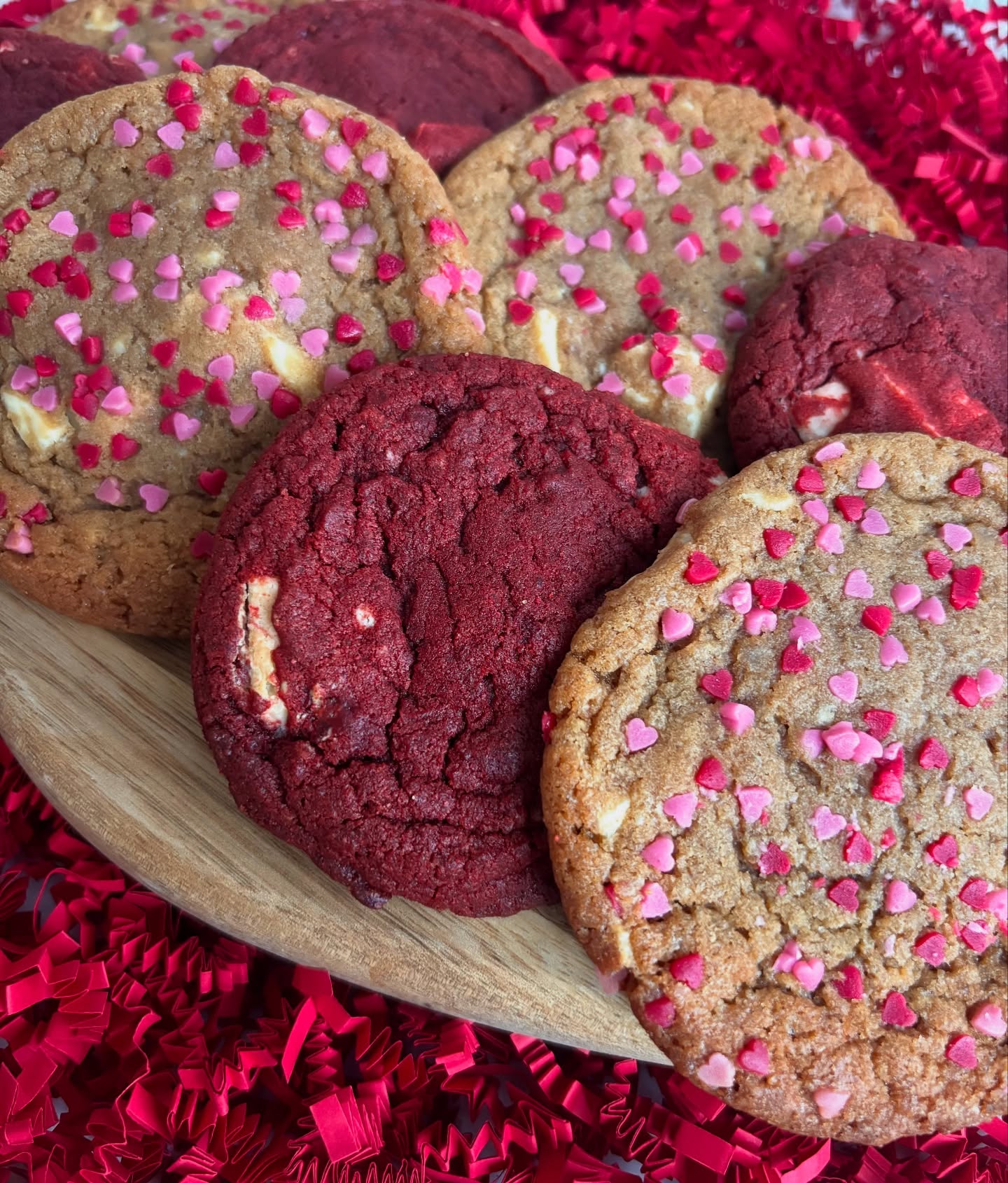 Love is sweet… but we promise our cookies are sweeter 🍪😍
With one week to go until Valentine’s Day, make sure you get your orders in by 6pm tomorrow, to spread the love in time 🩷🤍❤️