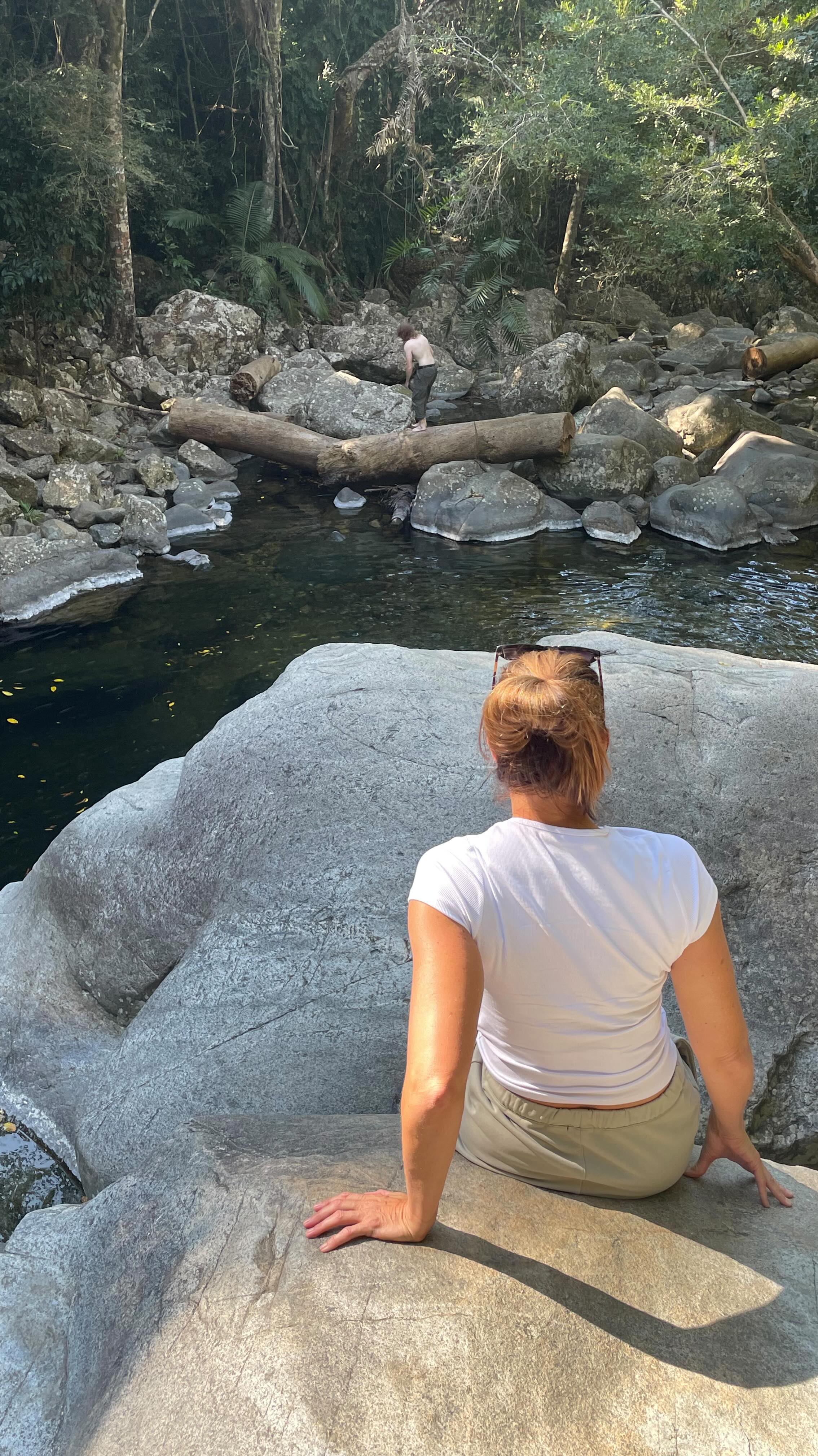 🚗Off-road rule #1: Send it.
🚙Off-road rule #2: Act like the most responsible driver alive when a cop is behind you.
#WasntEvenSpeeding #OffRoadLife #SendItButLegally #ToyotaHilux #OverlandLife #AdventureRig